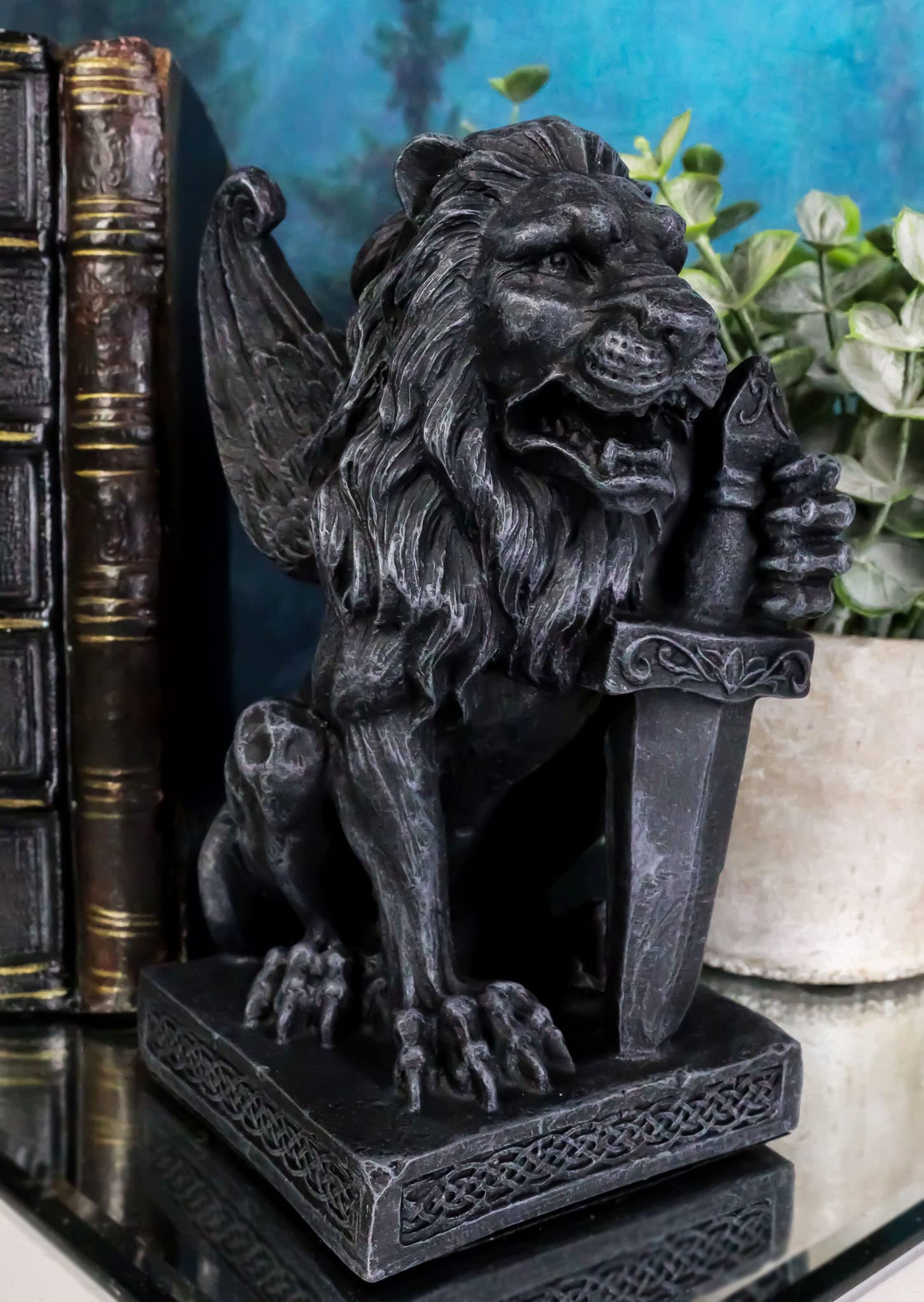 【美品】GARGOYLE Best 30 Years Gargoyle Life Size Statue | Michaels