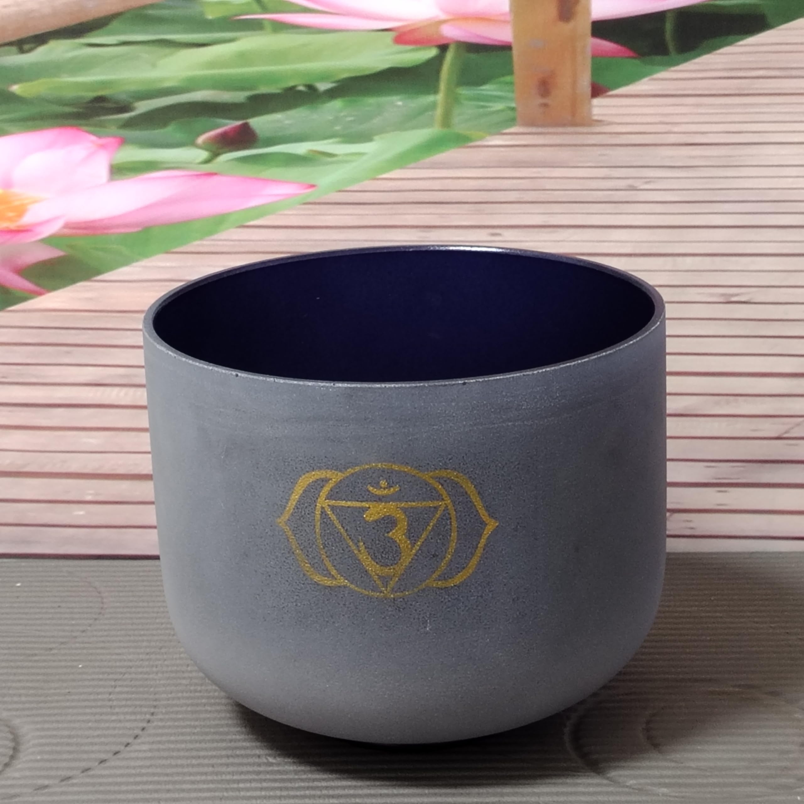 Chkara - Campana tibetana in cristallo di quarzo per il chakra del terzo occhio, 432 Hz, per meditazione, yoga e relax, 20,3 cm