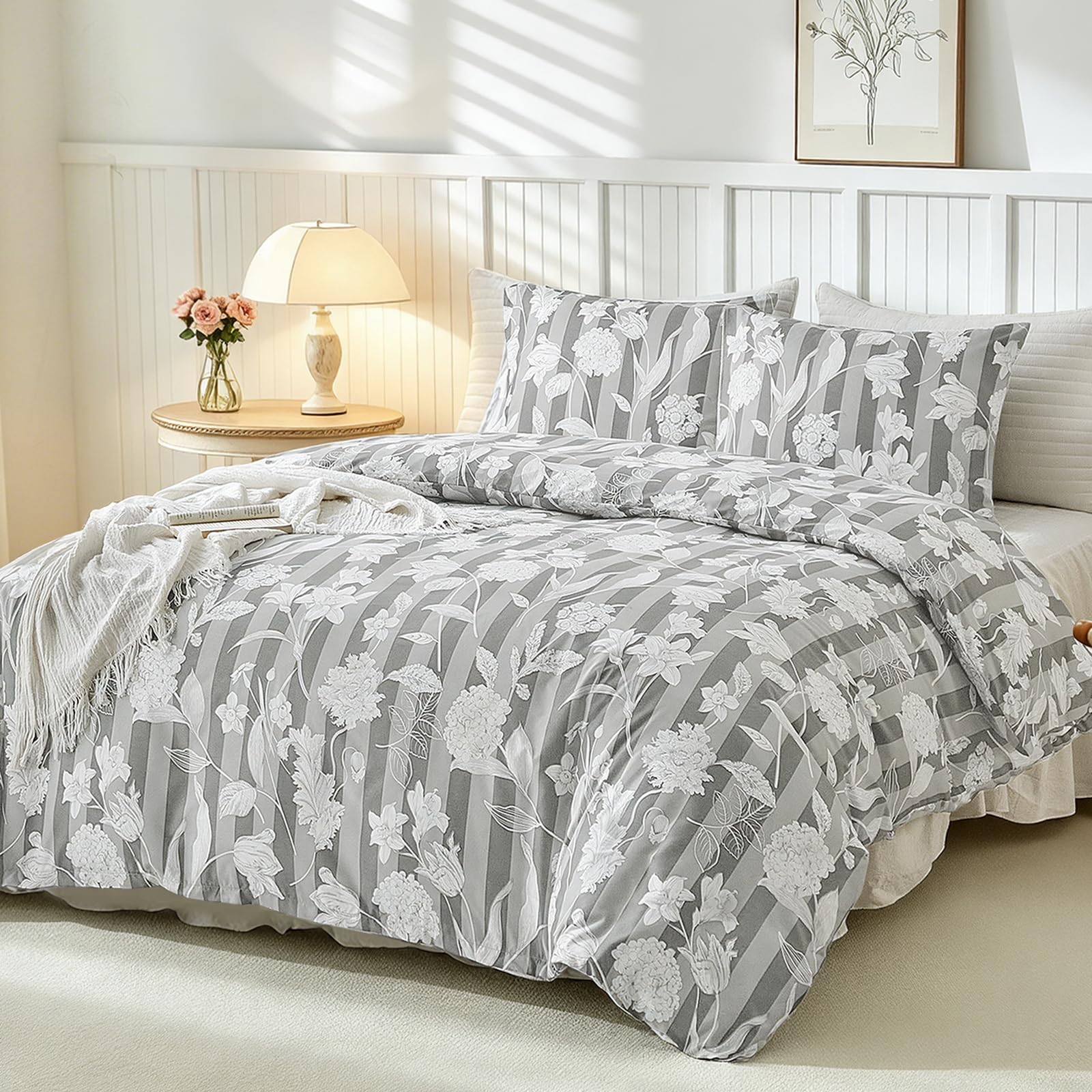 Lekesky Striped Duvet Cover King Size 3-piece, Grey Hydrangea