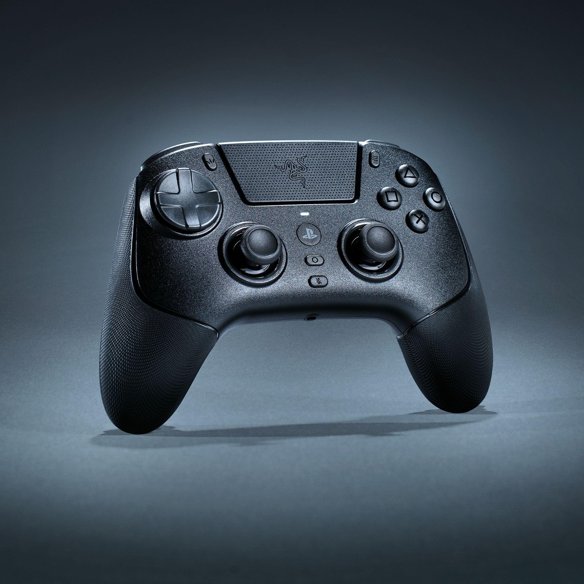 Razer Raiju V3 Pro - Mando inalámbrico e-sports para PlayStation 5 y PC - 4 botones extraíbles y 2 garras de agarre - sticks analógicos TMR - Pro HyperTrigger - Botones Mecha-Táctiles | Negro