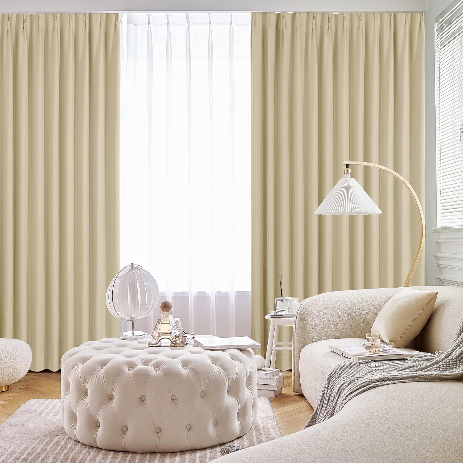 ベージュ 遮光 カーテン 家庭運 風水ラッキーカラー 無地 ドレープ おしゃれ 形状記憶加工 - 画像 (2)