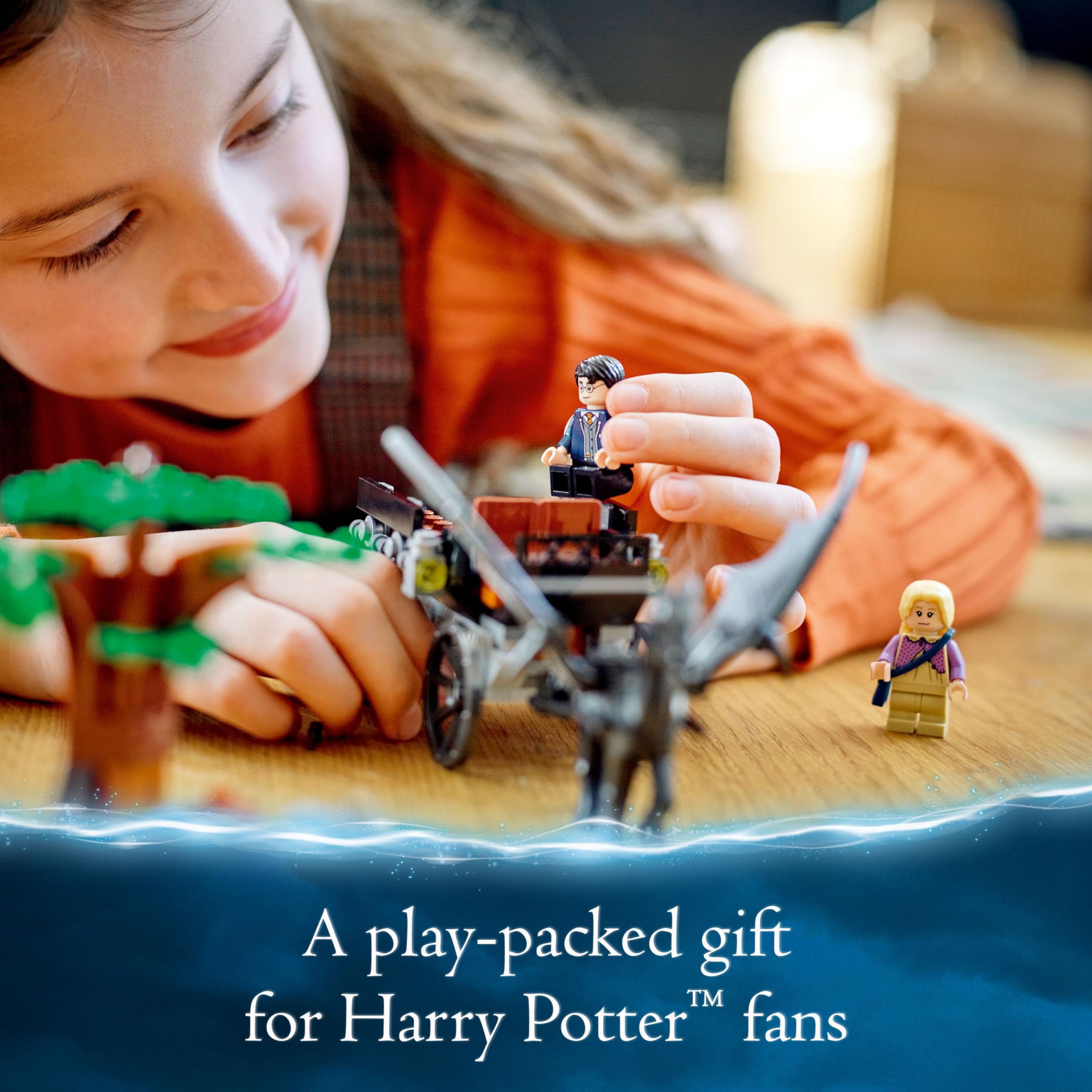LEGO 76400 Harry Potter Carruaje y Thestrals de Hogwarts, Caballos de Juguete, Set de Construcción con Mini Figuras de La Orden del Fénix