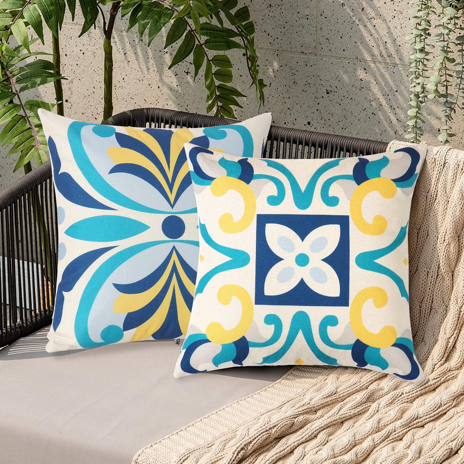 Set di 4 Federe Cuscini per Divano 45x45 cm Impermeabili Bohémien con Fiori Geometrici per Esterno Balcone Patio