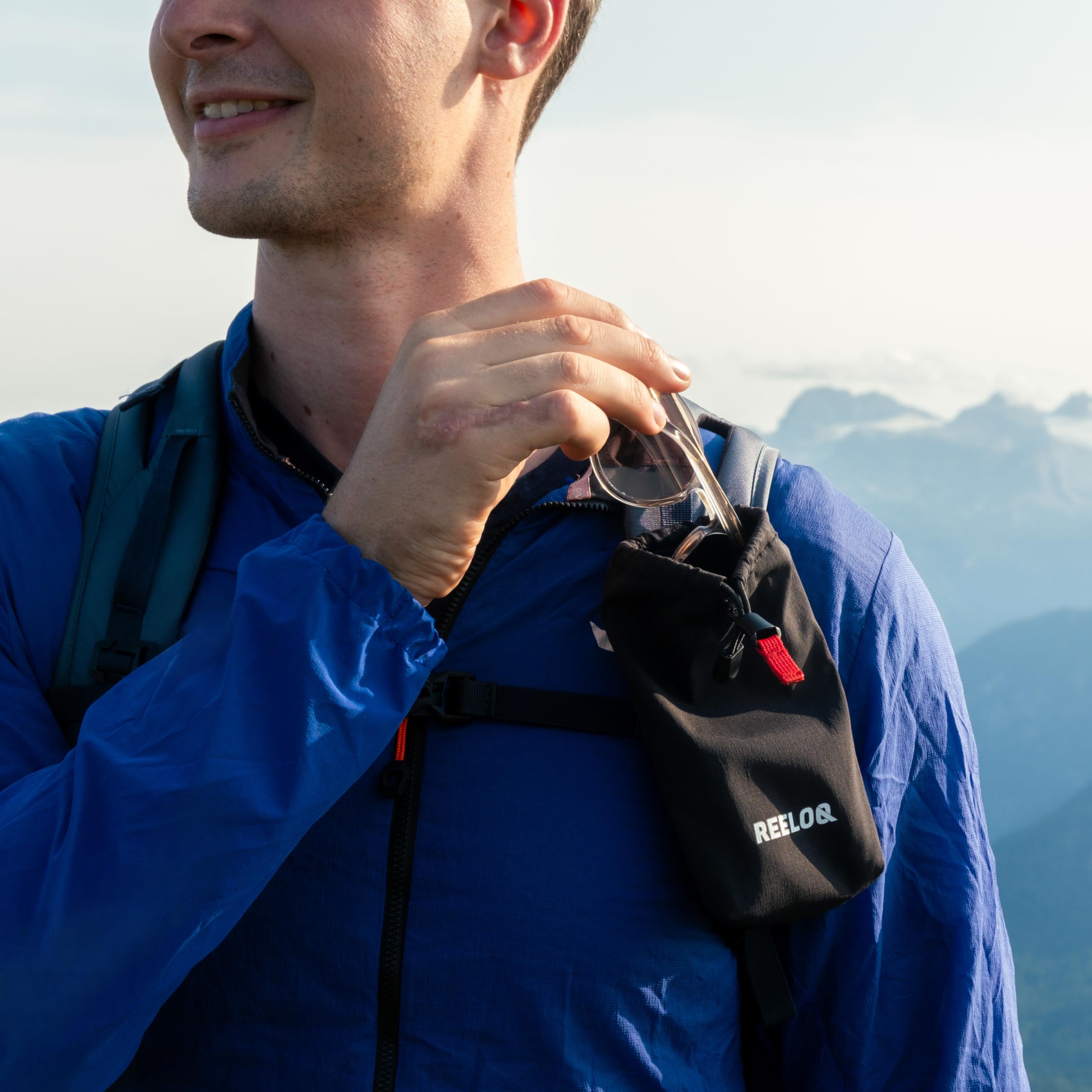 REELOQ Funda para teléfono móvil ultraligera para deportes al aire libre, montaje en mochila para escalada, senderismo, trekking, color negro, bolsa fácil de montar para smartphones, gafas de sol