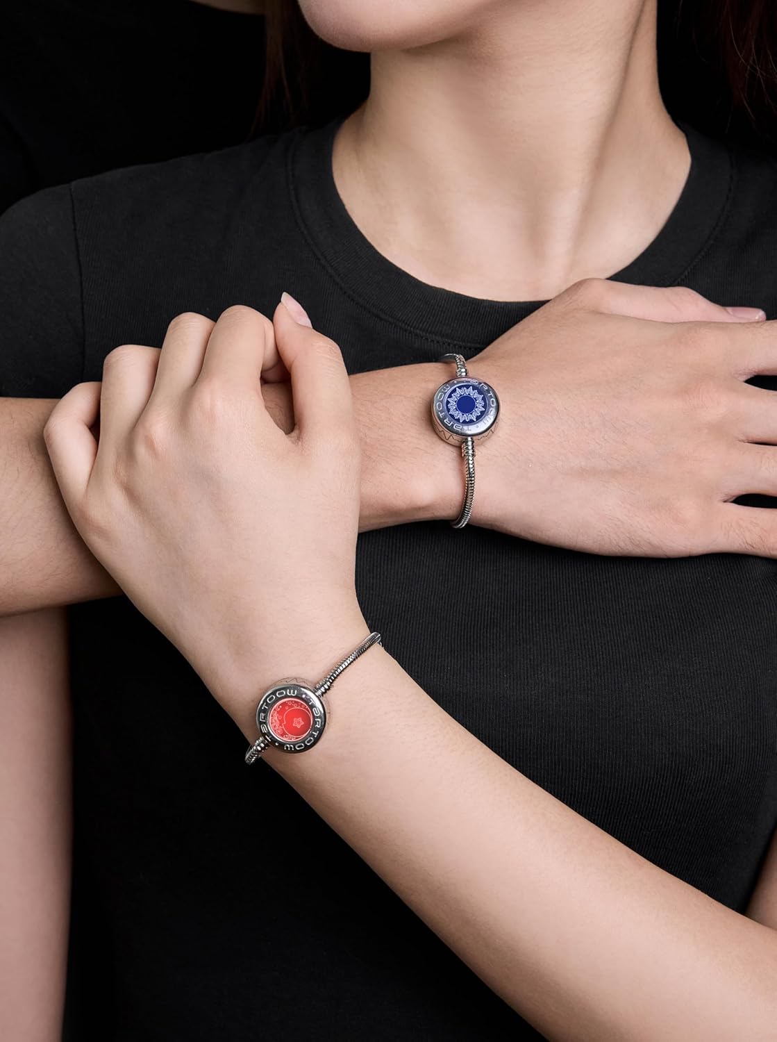 Long Distance Touch Vibration Bracelets Long Distance Relationship Gifts for Girlfriend Boyfriend Love Bracelets for Couples Bluetooth S001 V