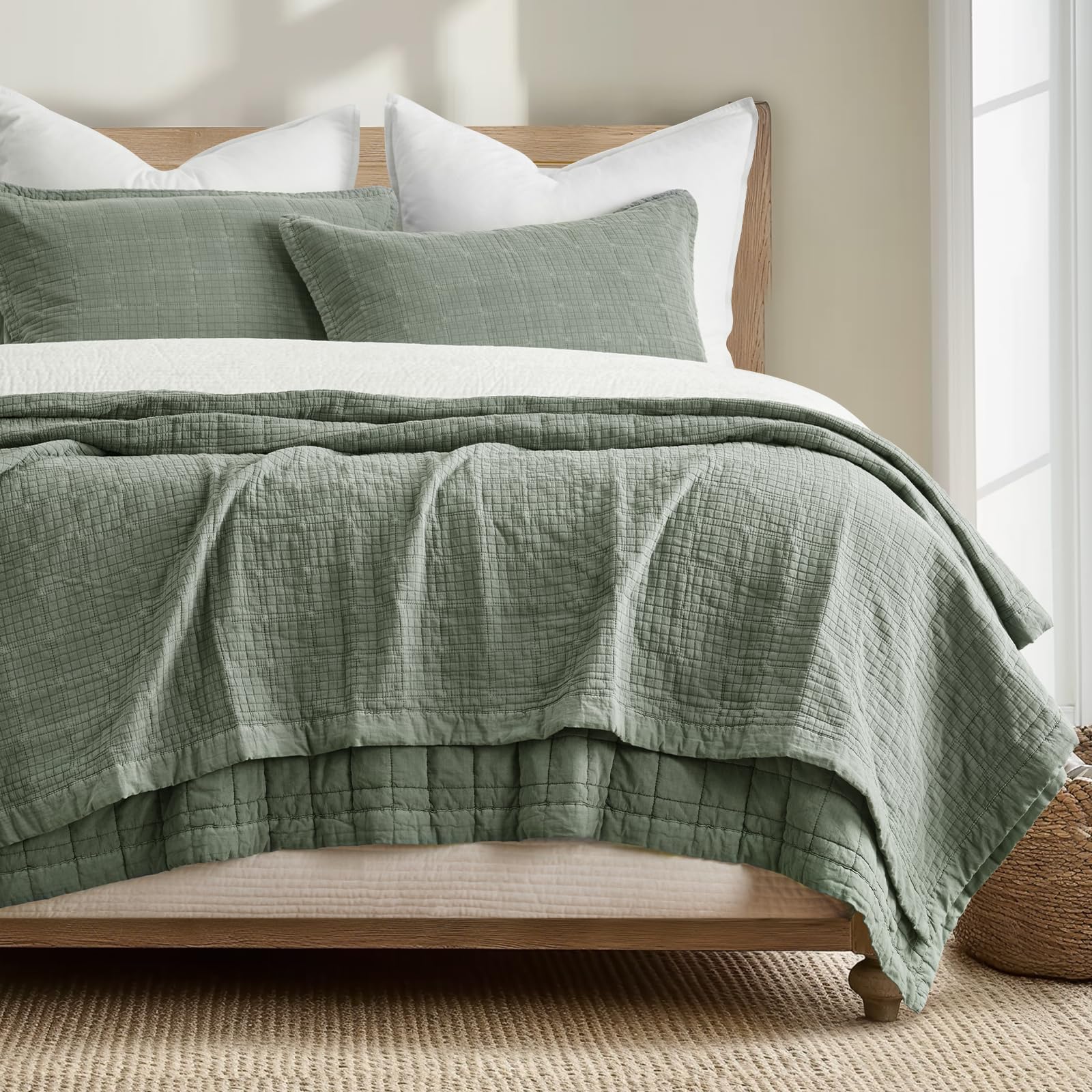 Photo 1 of EVERGRACEHOME Stonewashed Cotton Quilt Set King Size, Ultra Soft Oversized Bedspread Coverlet Set, Lightweight Crinkle Box Stitch Bedding Sets for All Season, with 2 Shams, Olive Green