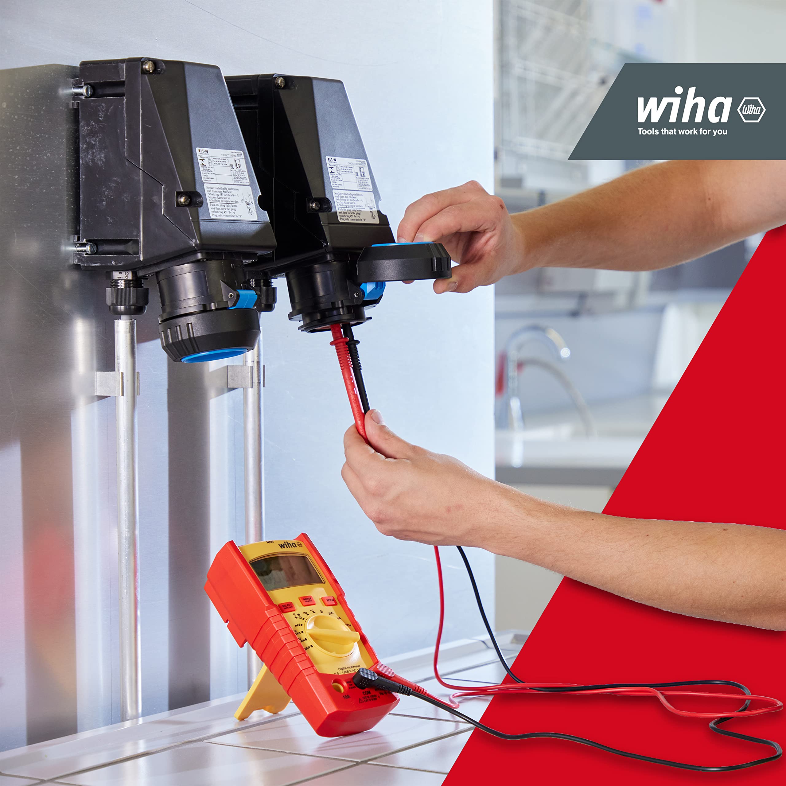 Wiha Digitales Multimeter bis 1.000 V AC, CAT IV inkl. 2x AAA-Batterien I mit True-RMS Funktion I LCD-Anzeige (45215)