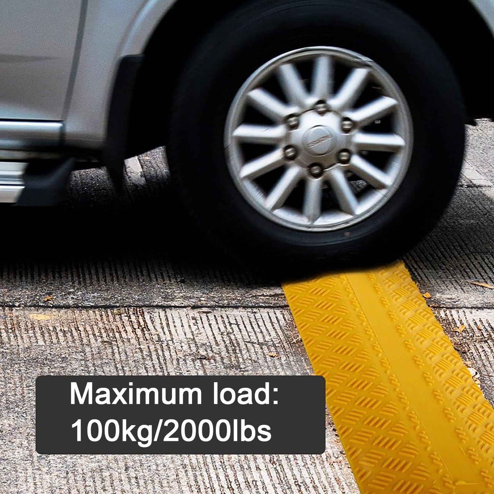 Pasacables para Suelo, 4 Piezas, Rampas Protectoras de Cables, Capacidad de Carga de 1000kg, Tope de Velocidad, Cubierta Protectora para Cable de Manguera(Black)