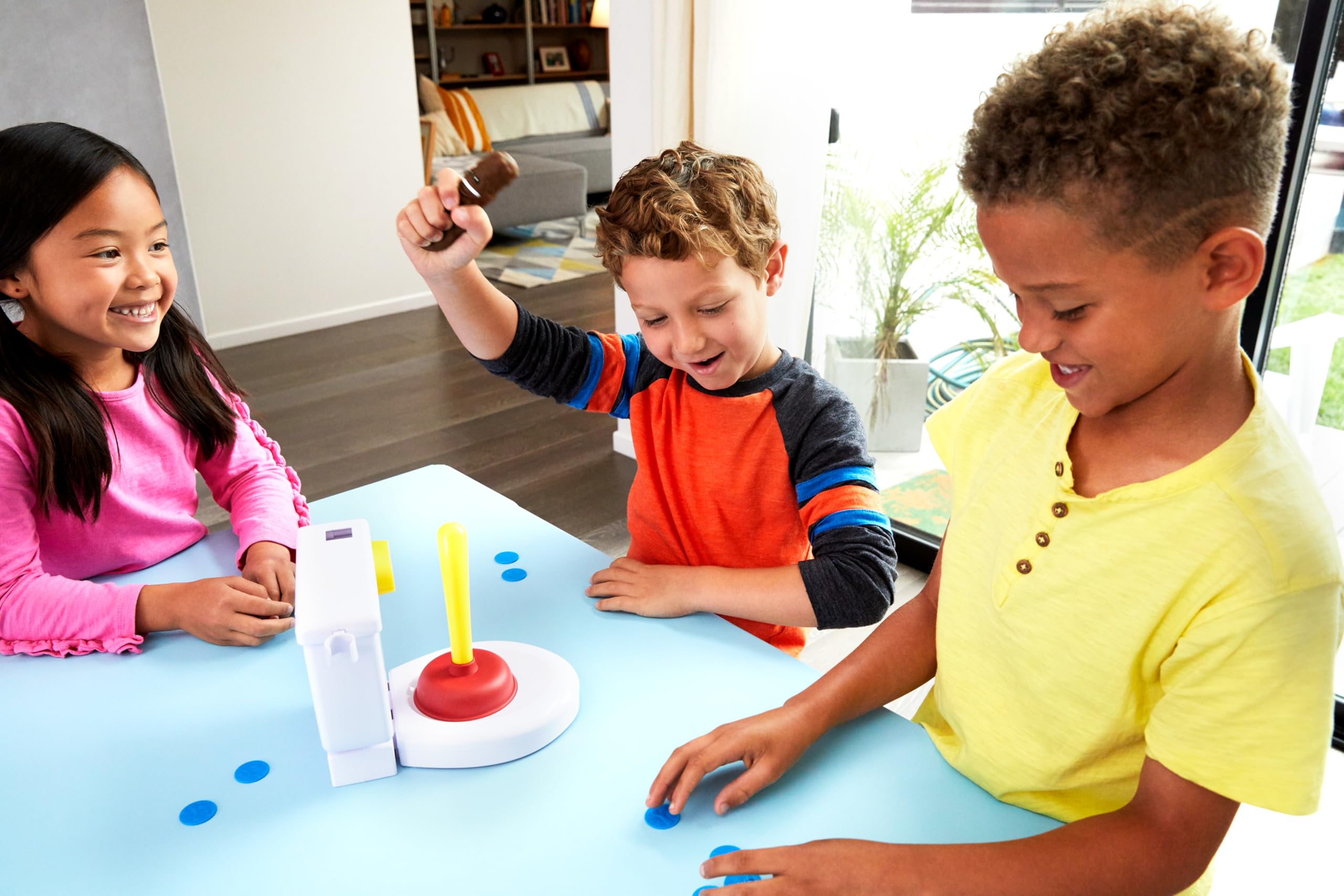 Mattel Games FWW30 - Kacka Alarm lustiges Kinderspiel geeignet für 2-4 Spieler, Spieldauer ca. 15 Minuten, Kinderspiele ab 5 Jahren