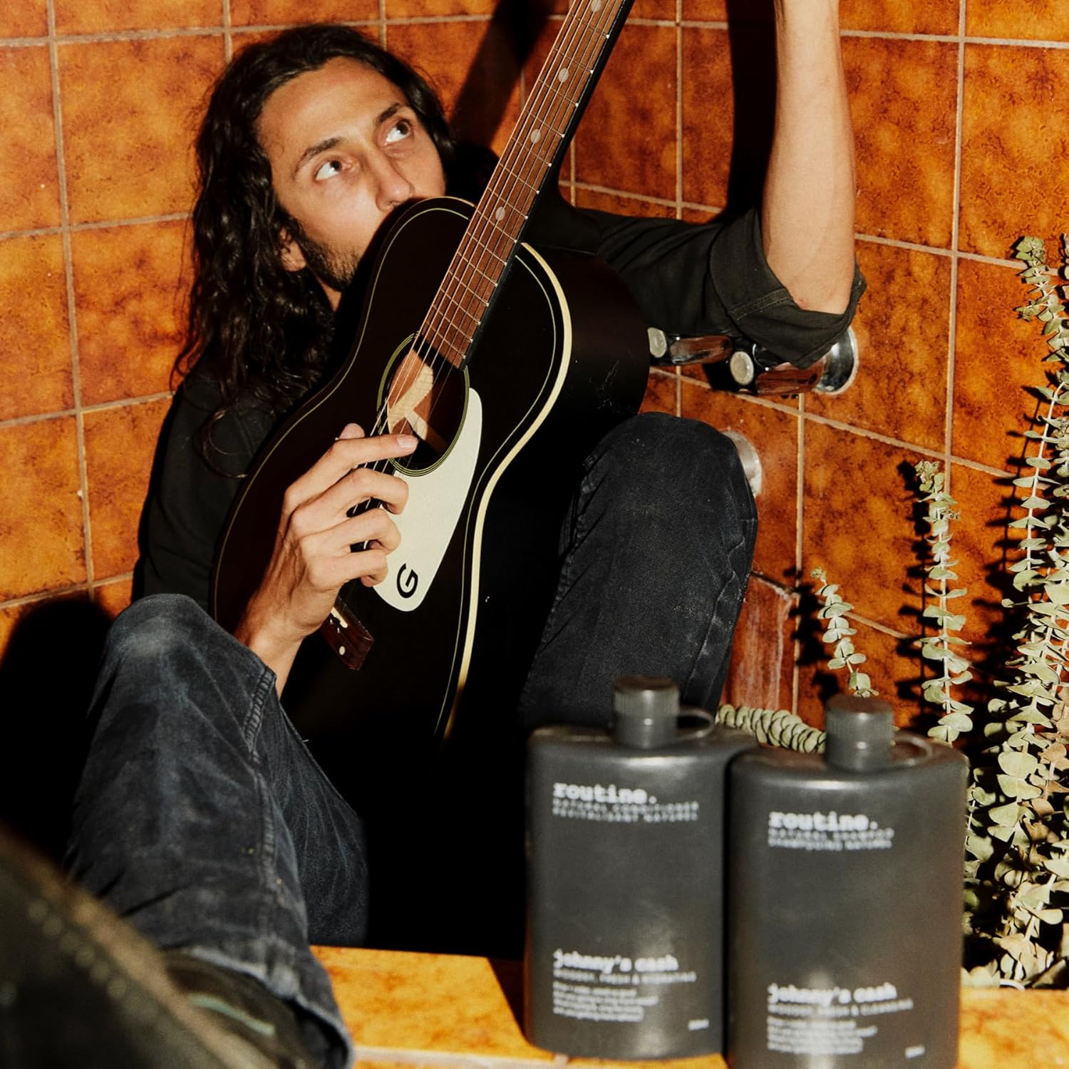 Routine | Johnny's Cash 350ml Natural Shampoo. Cedarwood, Pine & Bergamot. Color Safe | Botanicals | Vegan | Refillable| no SLS or Parabens | No Synthetic Fragrance