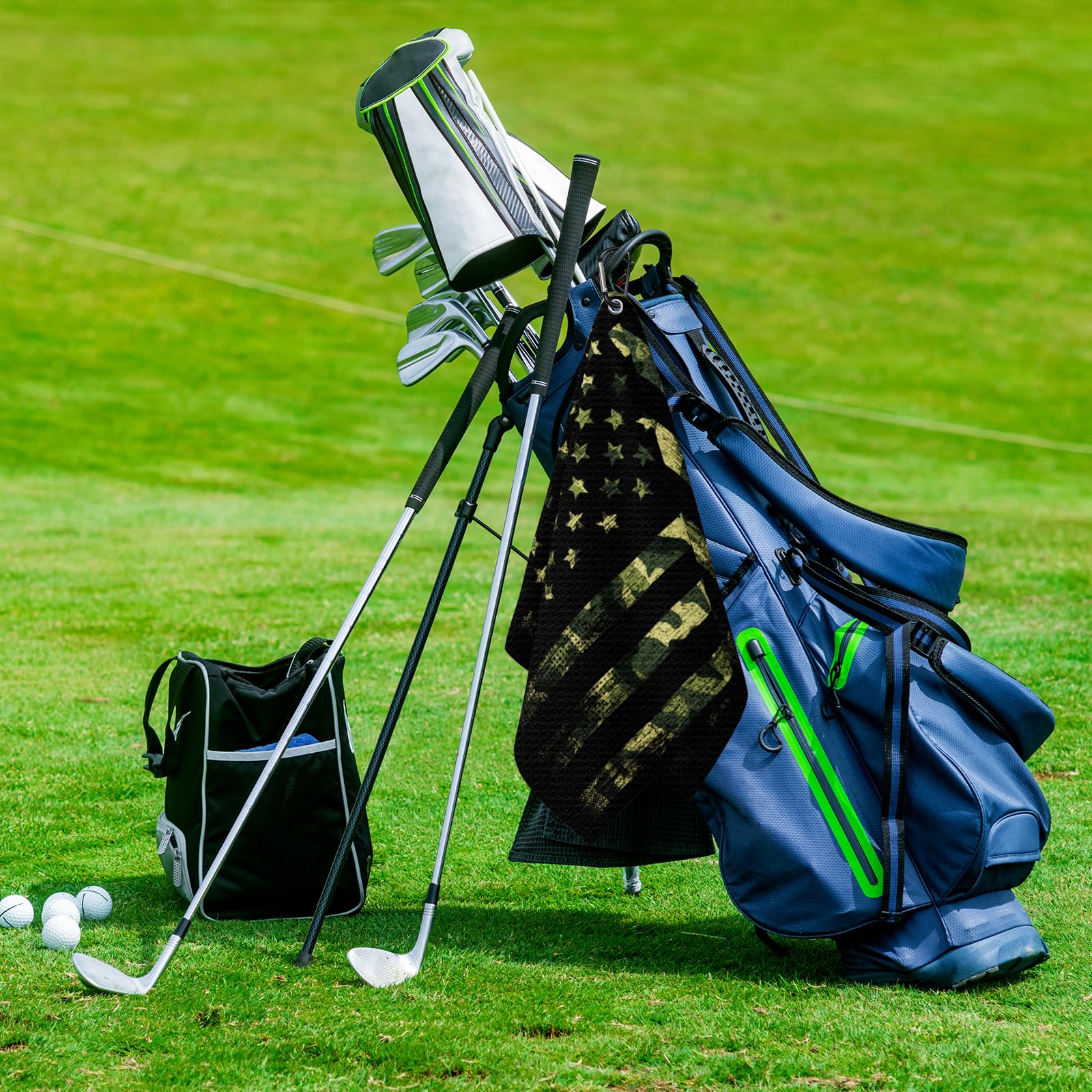 Paquete de 2 toallas de golf de camuflaje con bandera estadounidense, toallas de golf vintage para bolsas de golf, hombres y mujeres, toalla de golf de microfibra de camuflaje verde con clip,