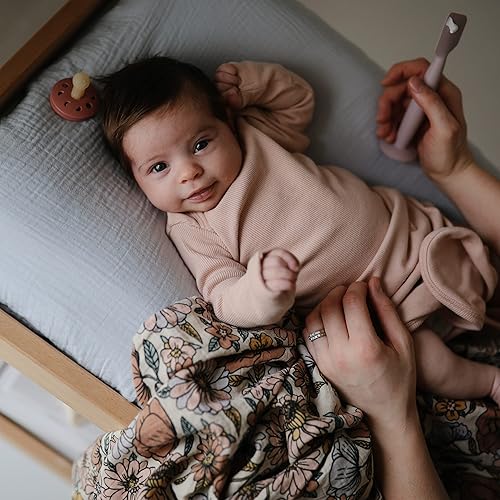 Miniatura 4 de mushie Manta de muselina para bebé, 100% algodón orgánico (flores retro)