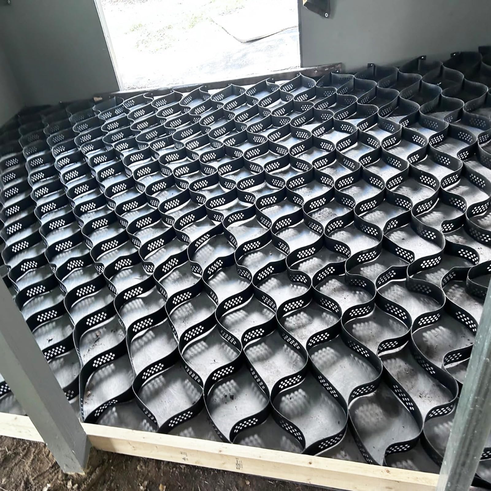 Ciężkie kratki chodnikowe o strukturze plastra miodu, przepuszczalny stabilizator żwiru 10 cm do podjazdu, chodnika i ścieżki ogrodowej (5 m x 3 m x 5 m) - idealny do podstawy szopy gospodarczej i