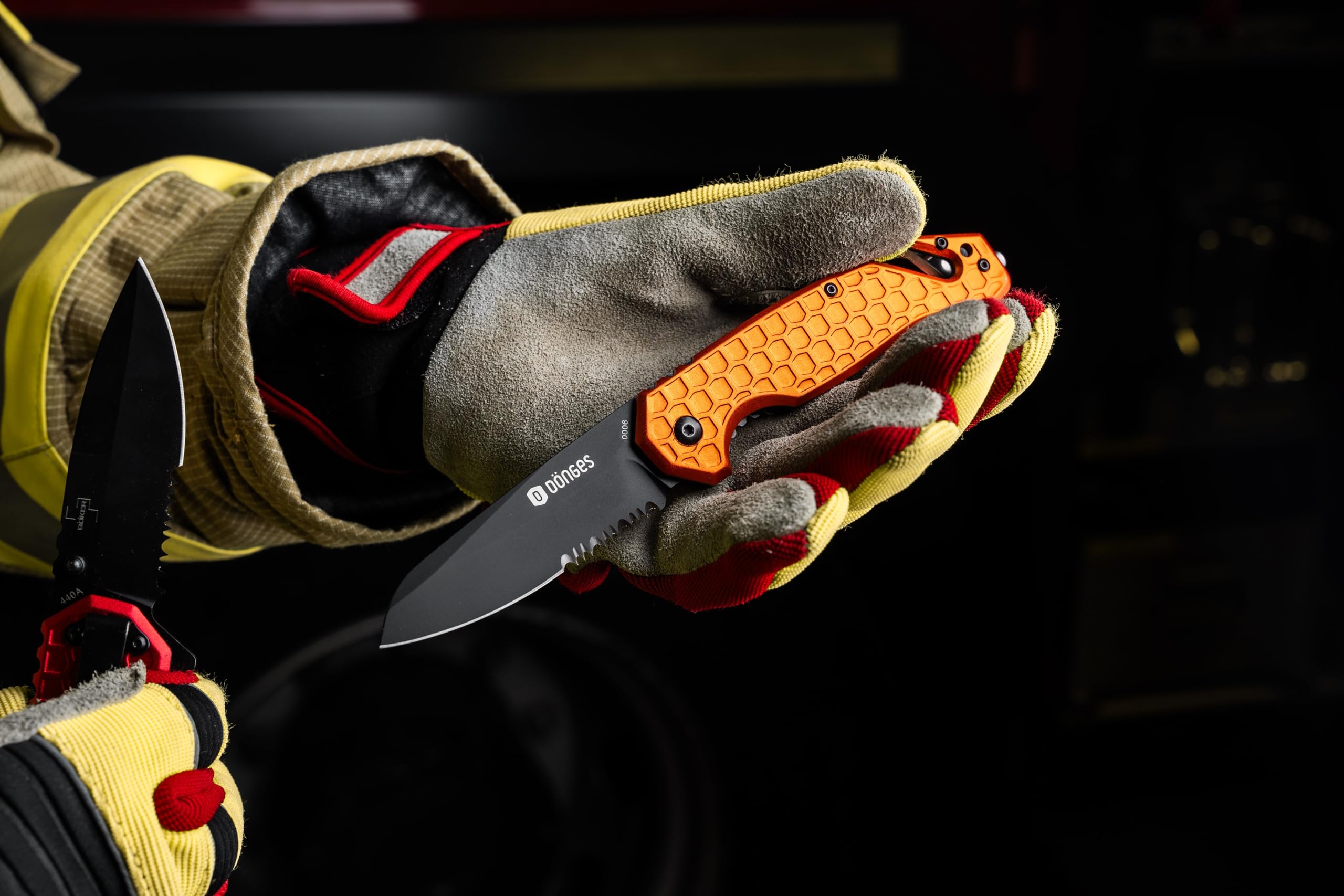 Dönges Rettungsmesser Kugelgelagert | Feuerwehrmesser mit Gurtschneider & Glasbrecher | Rescuemesser mit Gürtelclip Ideal für Outdoor, Notfälle, Feuerwehr, Camping & Survival