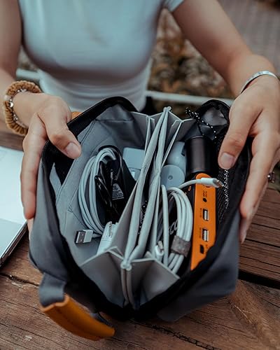 Miniatura 6 de Tech Bag Organizer - Pequeña bolsa organizadora de artículos electrónicos para viajes, funda de viaje premium con detalles de cuero, bolsillo de