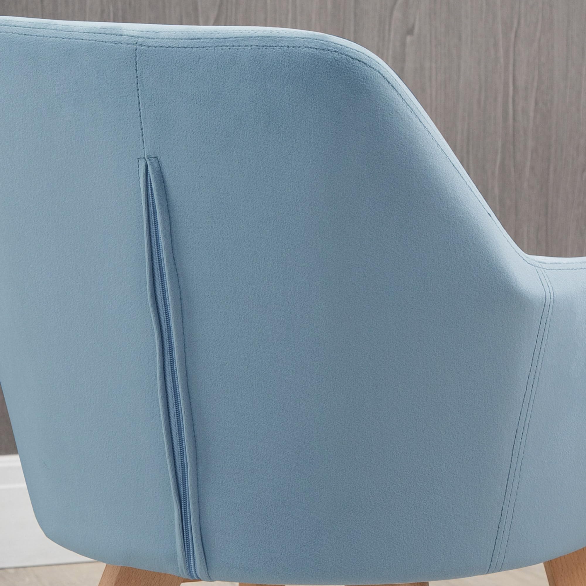 HOMCOM Pack de 2 Sillas de Comedor Modernas Sillas de Cocina Tapizado en Terciopelo con Respaldo Reposabrazos y Patas de Madera Carga 120 kg para Salón Dormitorio 54x57x80 cm Azul Claro