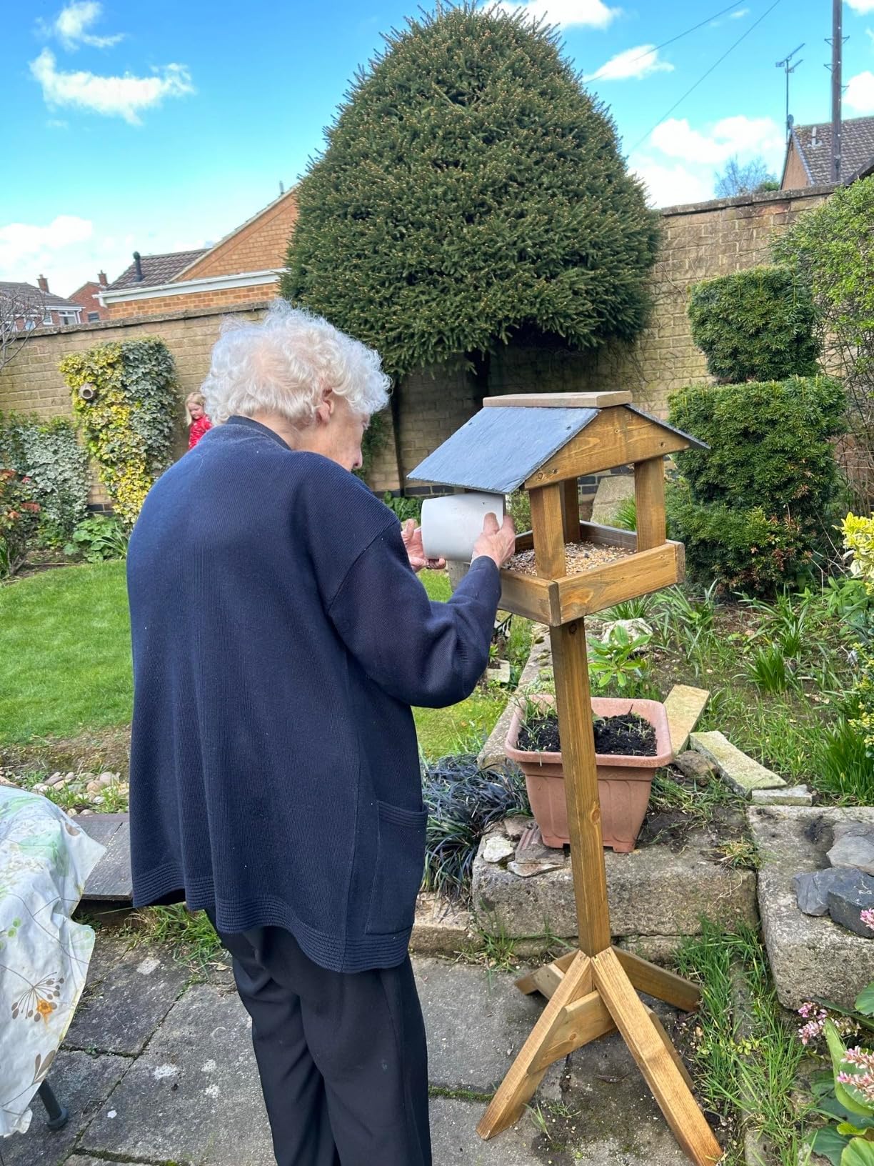 Wooden Bird Table Slate Roof Garden Wood Birds Feeding Station Table ...