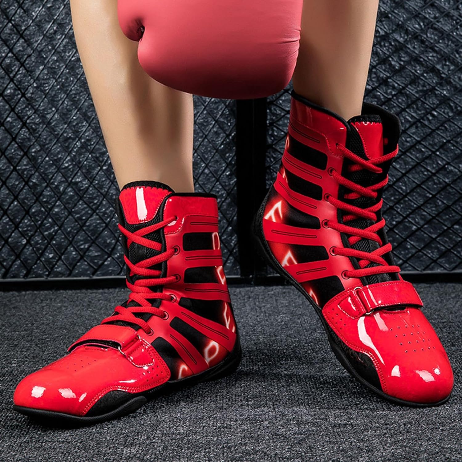 ユニセックスレスリングシューズ、キックファイティングボディービルトレーニングボクシングシューズ、軽量ノンスリップボクシングブーツ、ボ