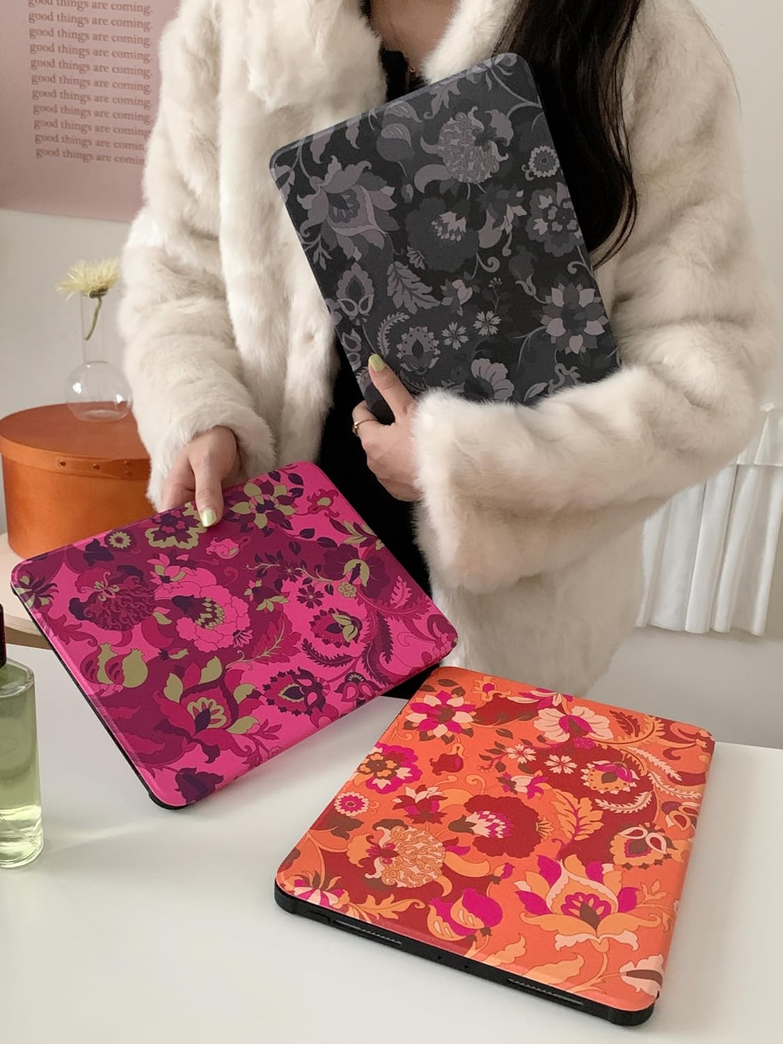 Hard Leather Swivel Adjustable Kickstand Folio Case for Apple Bright Flowers Floral Delicate Chic Elegant Classic Classy Pretty Women (Black, for iPad 10 10.9-inch 10th Generation 2022)