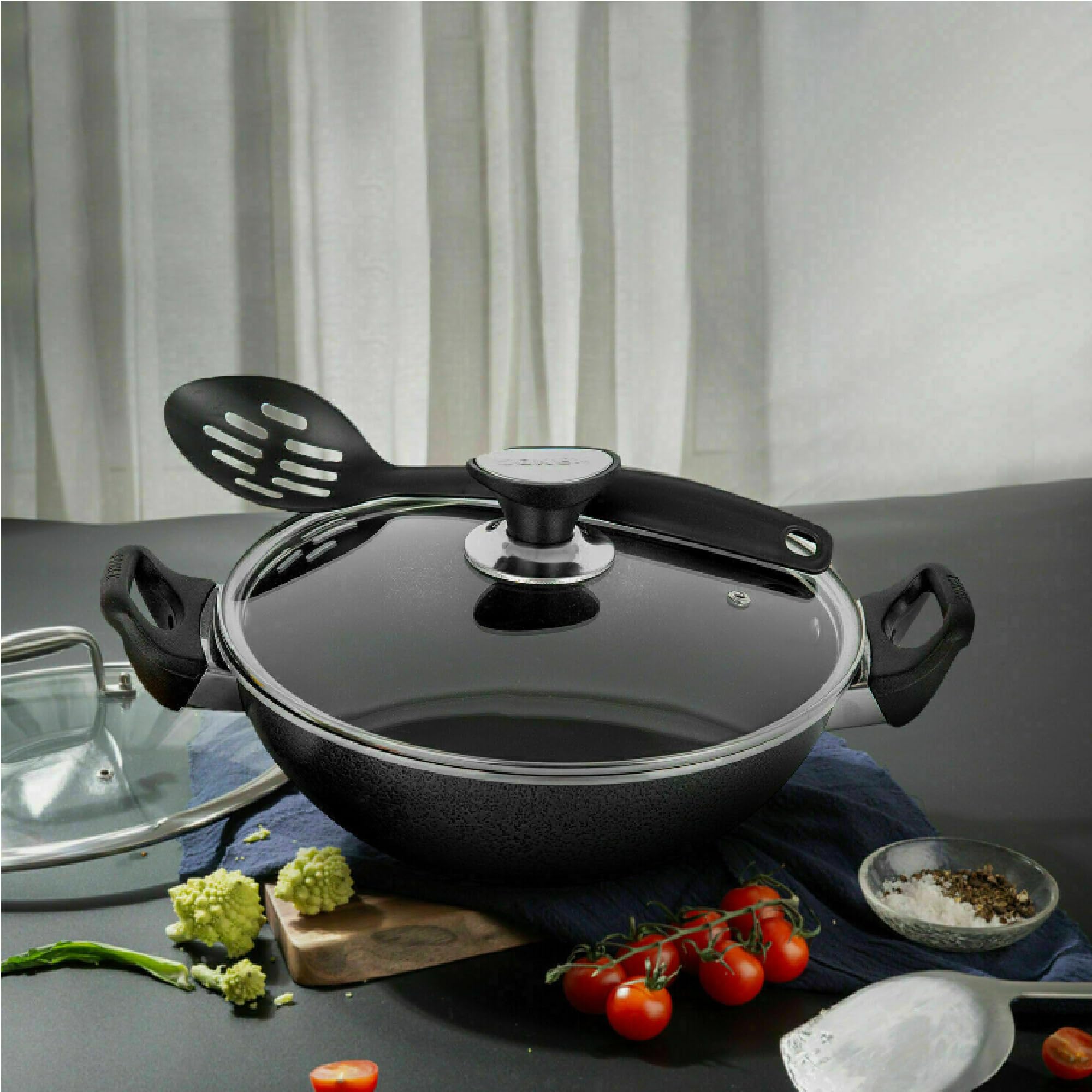Wok de cocina antiadherente con base de inducción con tapa de cristal (32 cm)
