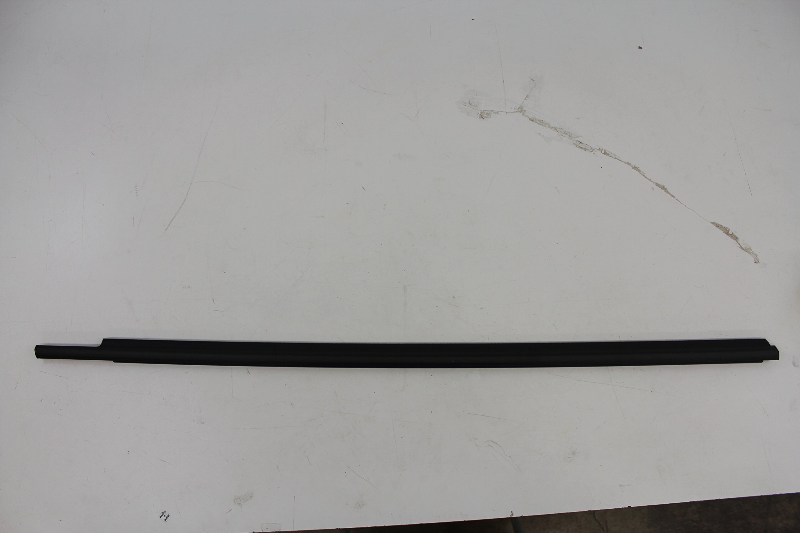Amazon.com: Toyota 68161-35060 Door Weatherstrip : Automotive