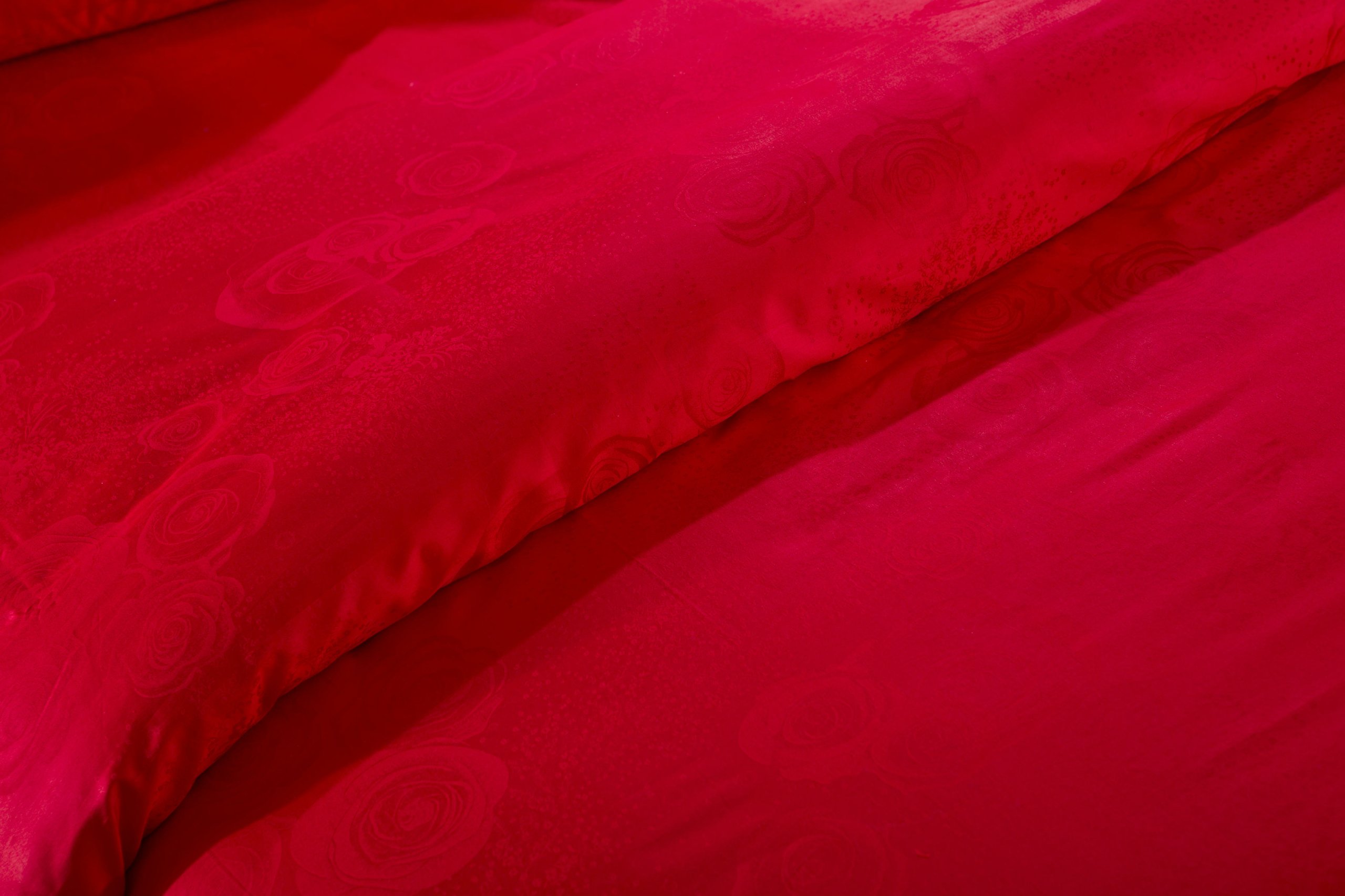 Daloyi Hotel Prime: Duvet Cover for Queen - Bed of Roses - JF2H014