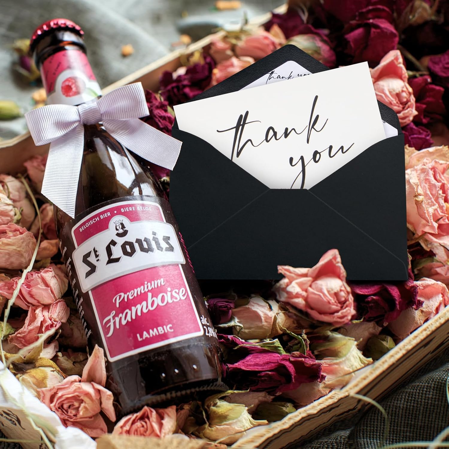 AZAZA 50 Pack Black Thank You Cards with Envelopes 4x6 inch, Bulk Thank You Notes 2 Minimalistic Designs, Funeral Thank You Cards with Envelopes & Gold Stickers for Graduation, Small Business - Image 3