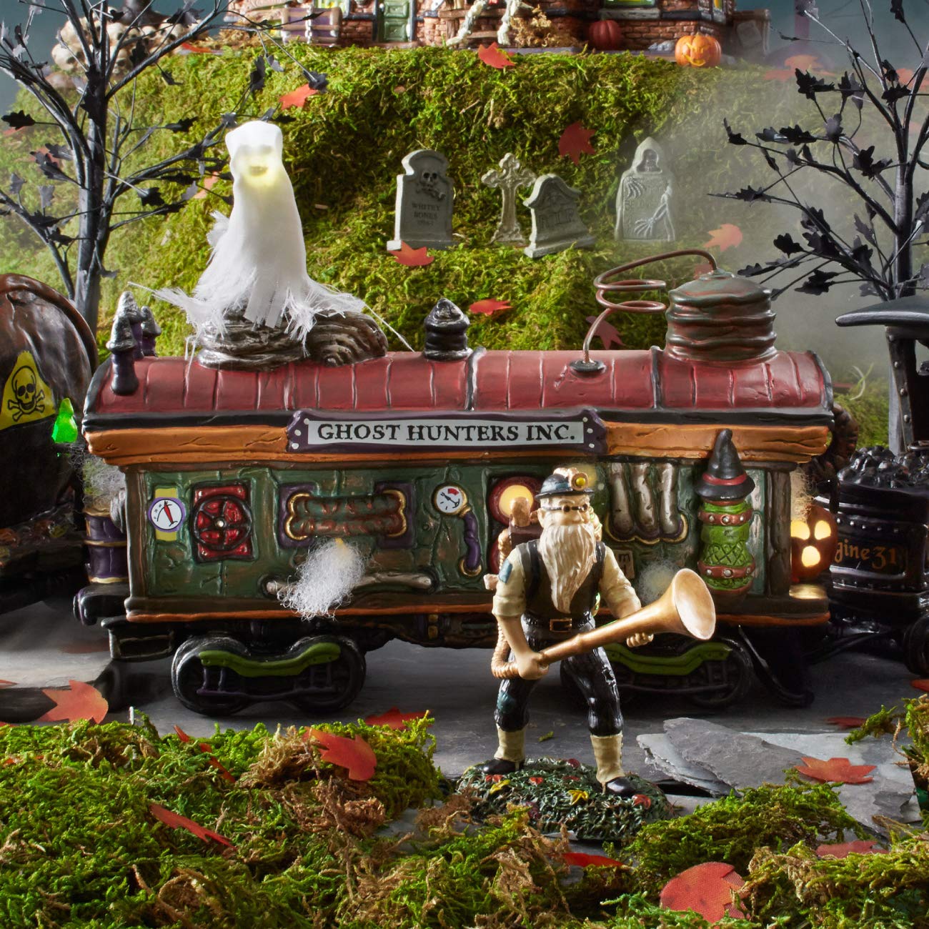 Amazon.com: Department 56 Snow Village Halloween Accessories  display picture 1