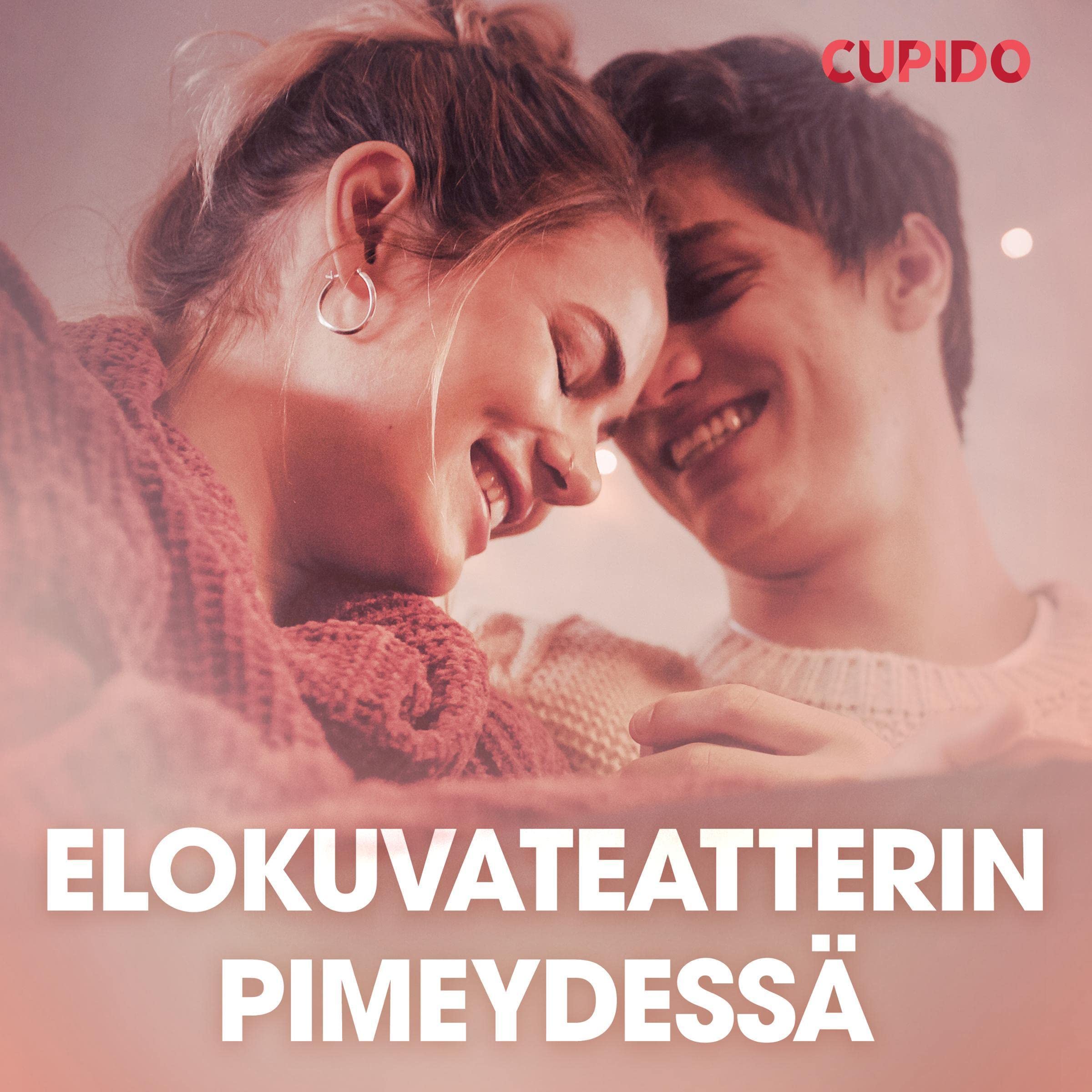 Elokuvateatterin pimeydessä