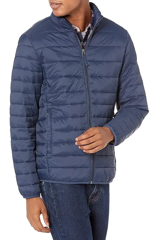 Amazon Essentials Men's Packable Lightweight Water-Resistant Puffer Jacket...