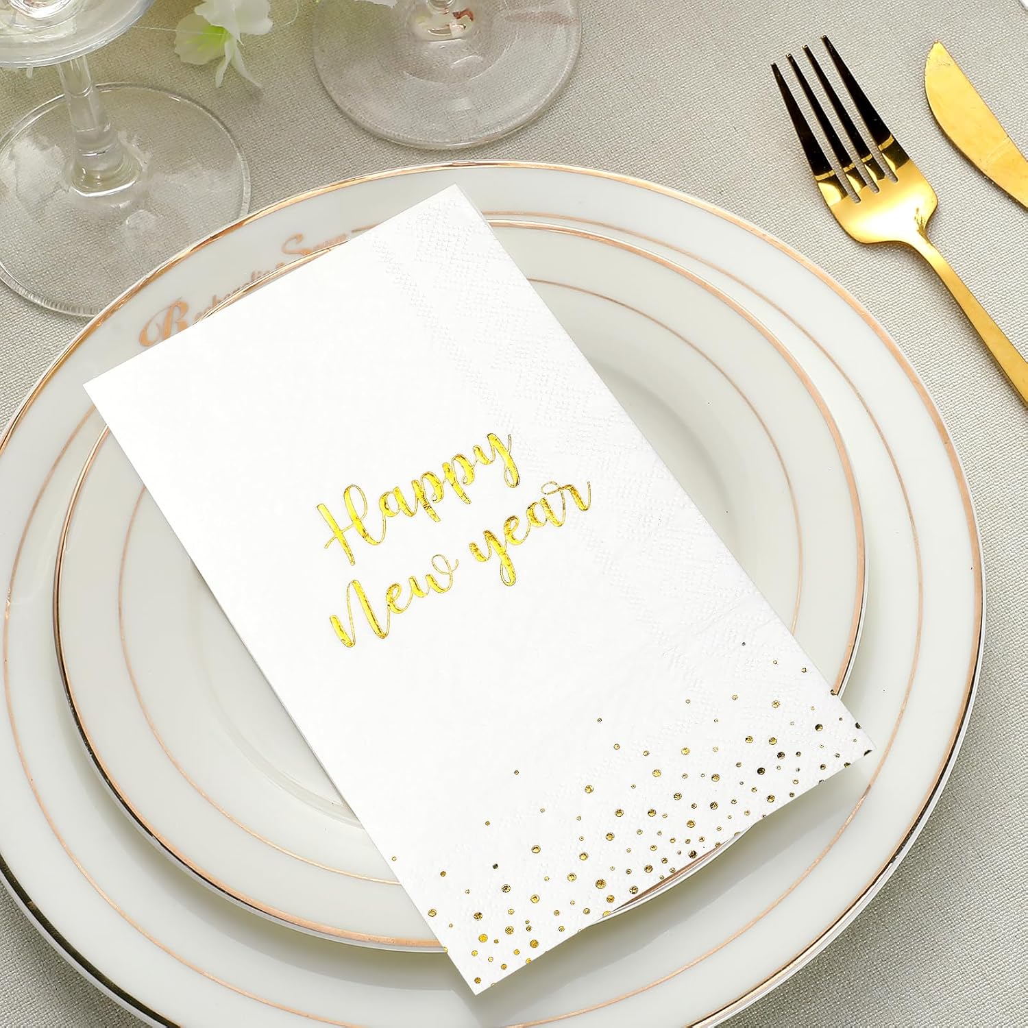 100Pcs Happy New Year Napkins, White Gold Foil Disposable Paper Napkins, Paper Hand Towels Cocktail Napkins for Christmas 2026 New Year's Eve Party Decoration and Supplies, 7.9 x 4.3 Inch