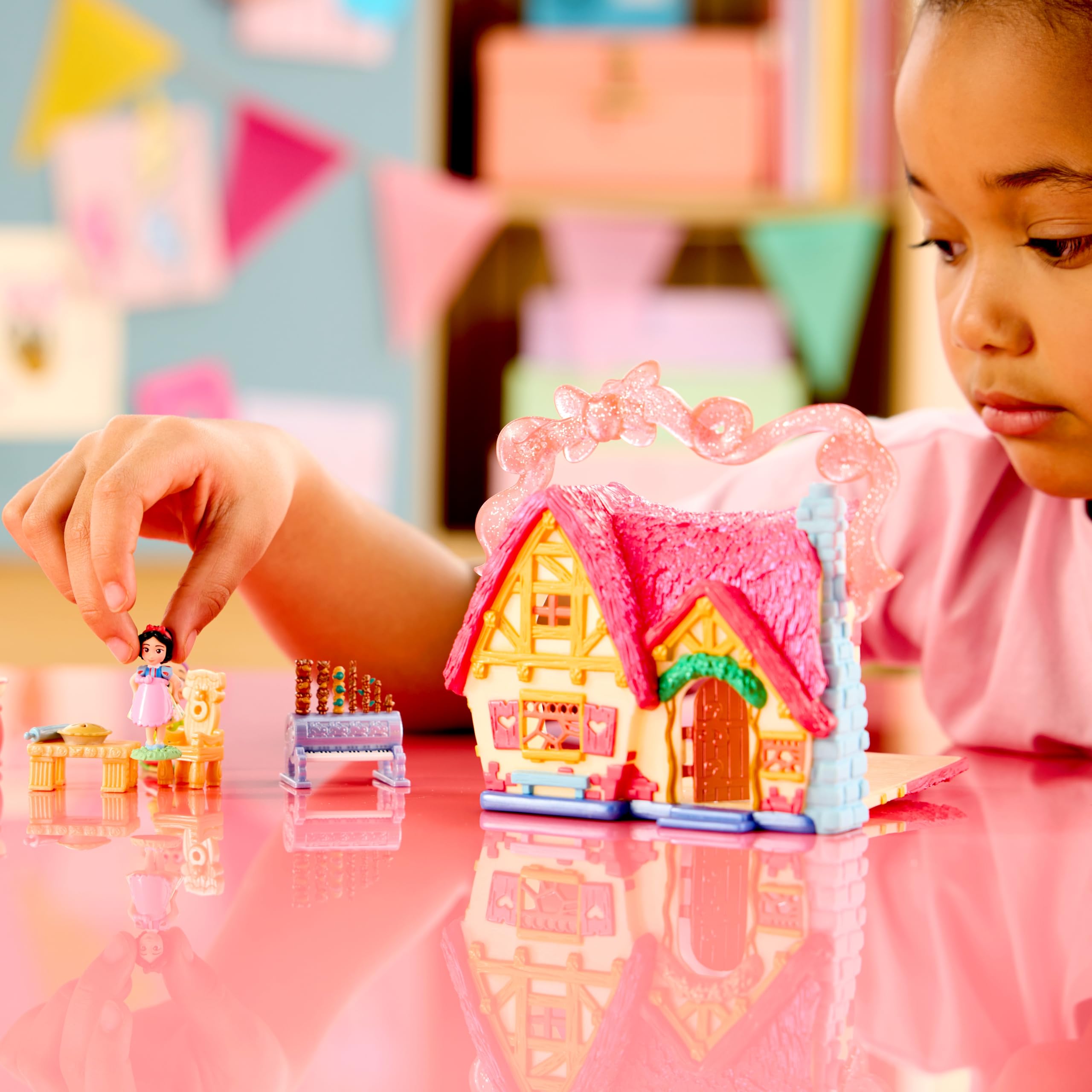 Disney Store Official Snow White Doll House, 10cm / 4" Once Upon a Story Playset Includes Fairytale Cottage, Dopey - Image 4