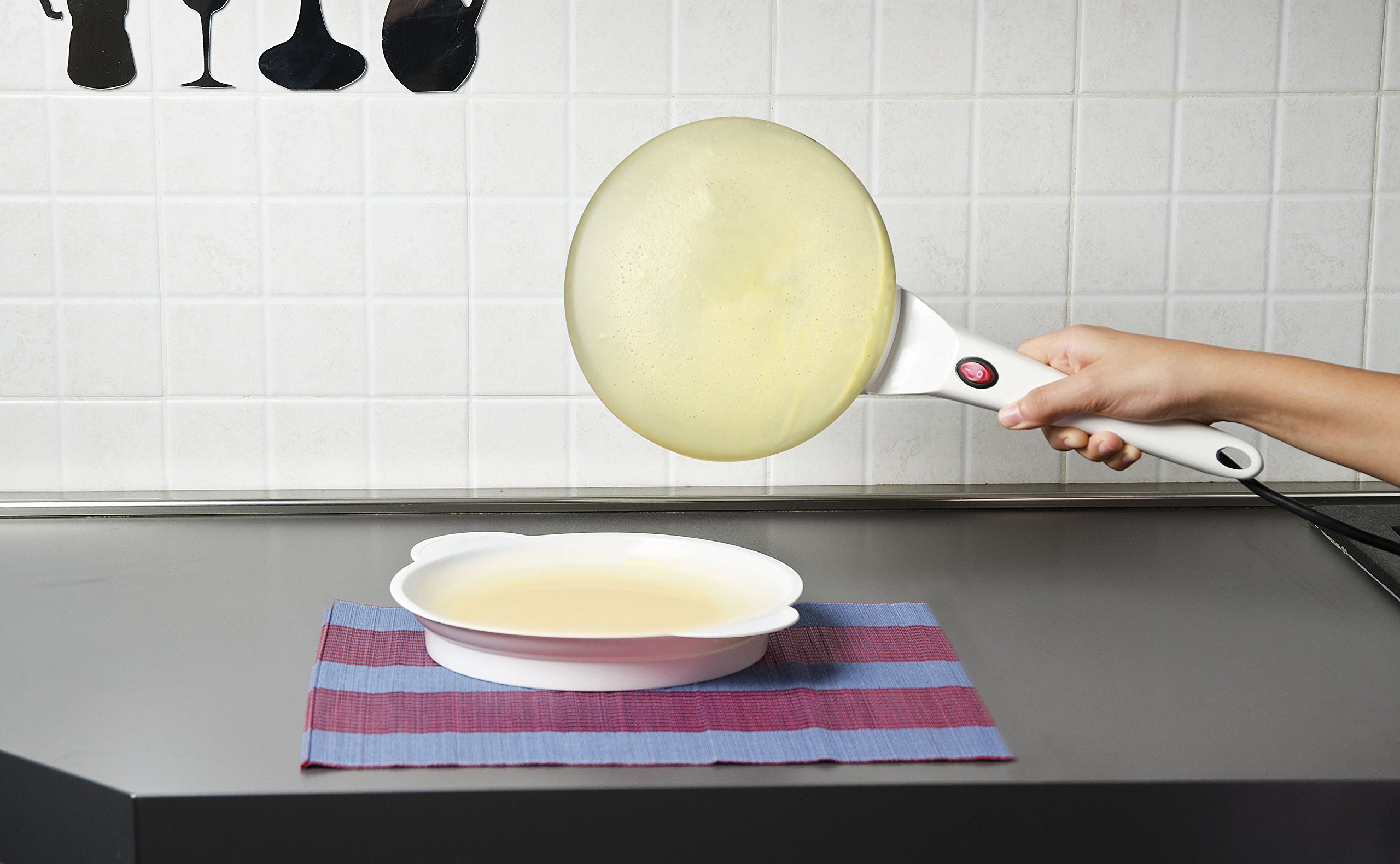 G3 Ferrari G10306 Crêpière, ø 20 cm, complète avec bol pour la pâte