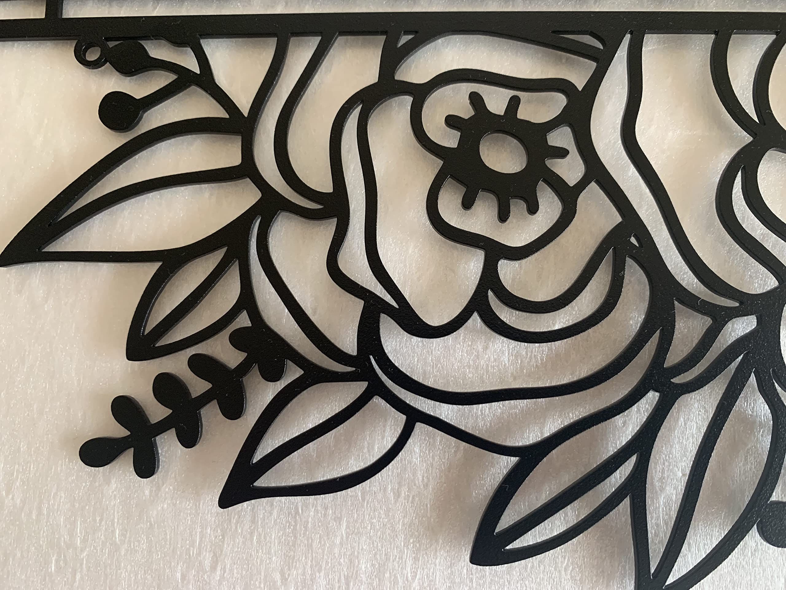 Letrero de pared de metal con nombre personalizado, Regalo para la familia,Jardín, Flores decoración del hogar, Arte de Pared, Cartel montado en la pared o puerta, Corona para la puerta de entrada