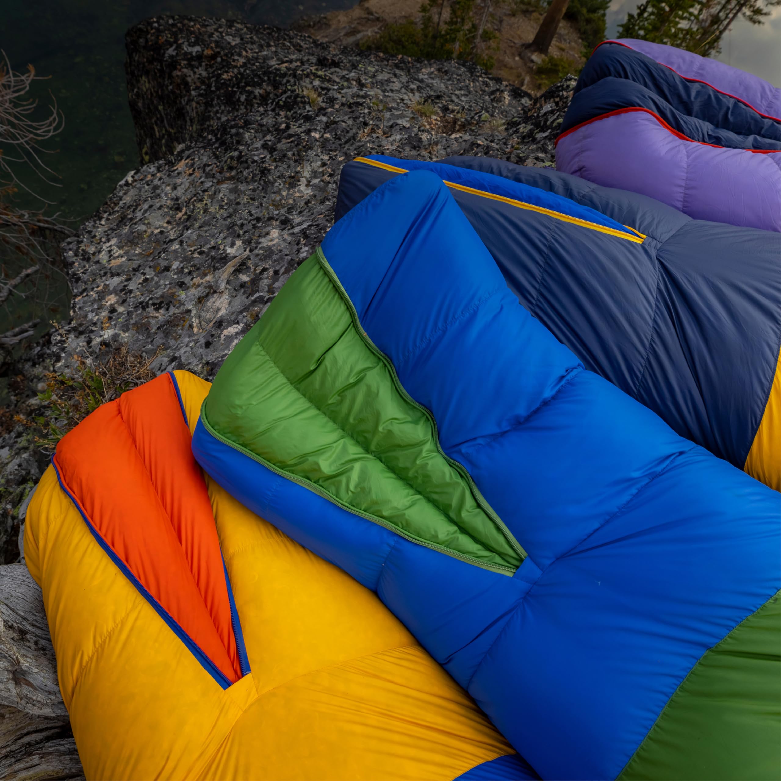 Marmot Sawtooth, Down Adult Mummy Sleeping Bag, 650 Goose Down Filling, Very Light and Warm, Suitable Down to -28°