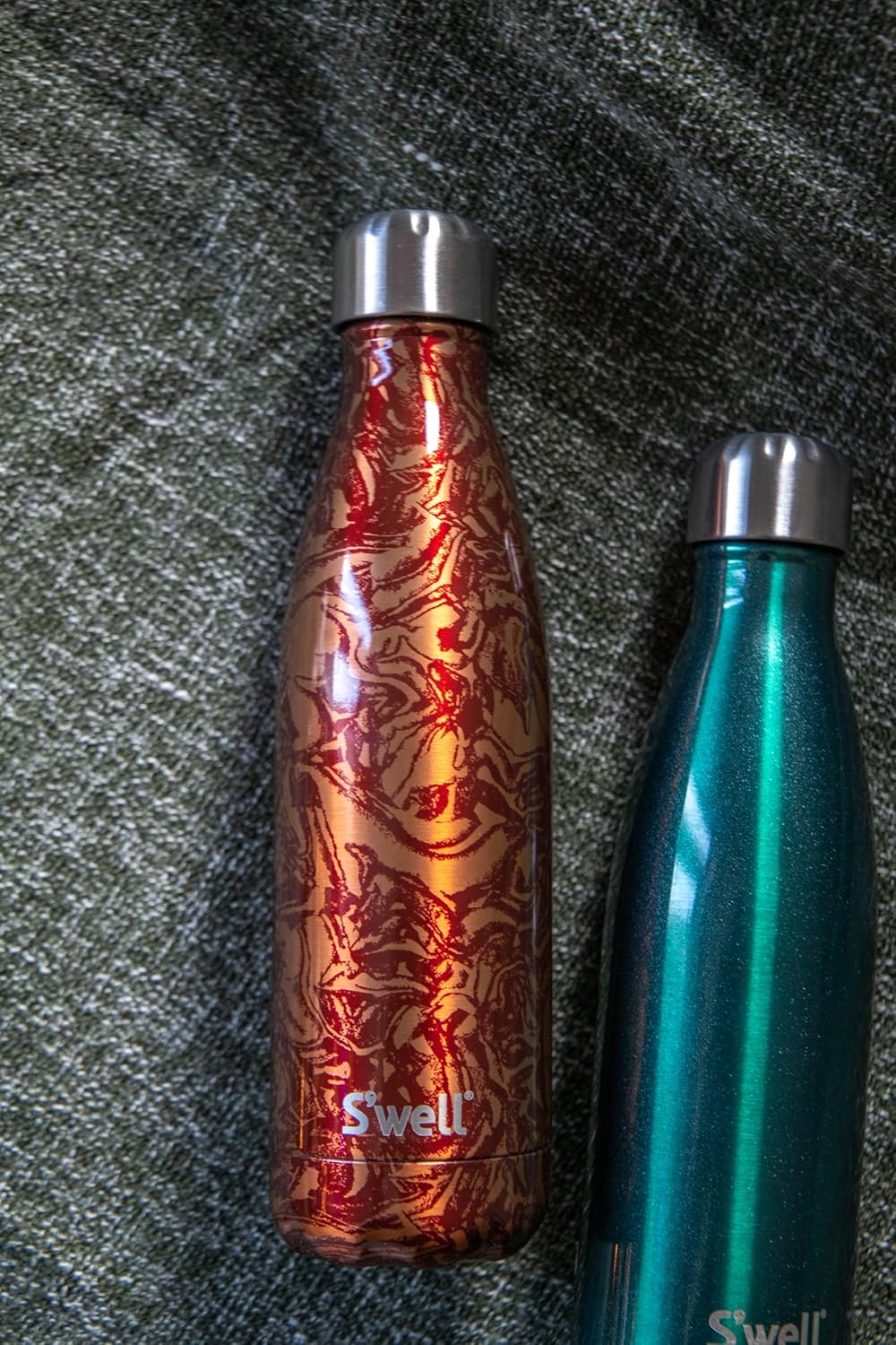 S'well Original Water Bottle, Green Sapphire, 500ml/0.5L. Triple-Layered Vacuum-Insulated Drinks Bottle Keeps Coffee, Tea and Drinks Cold and Hot