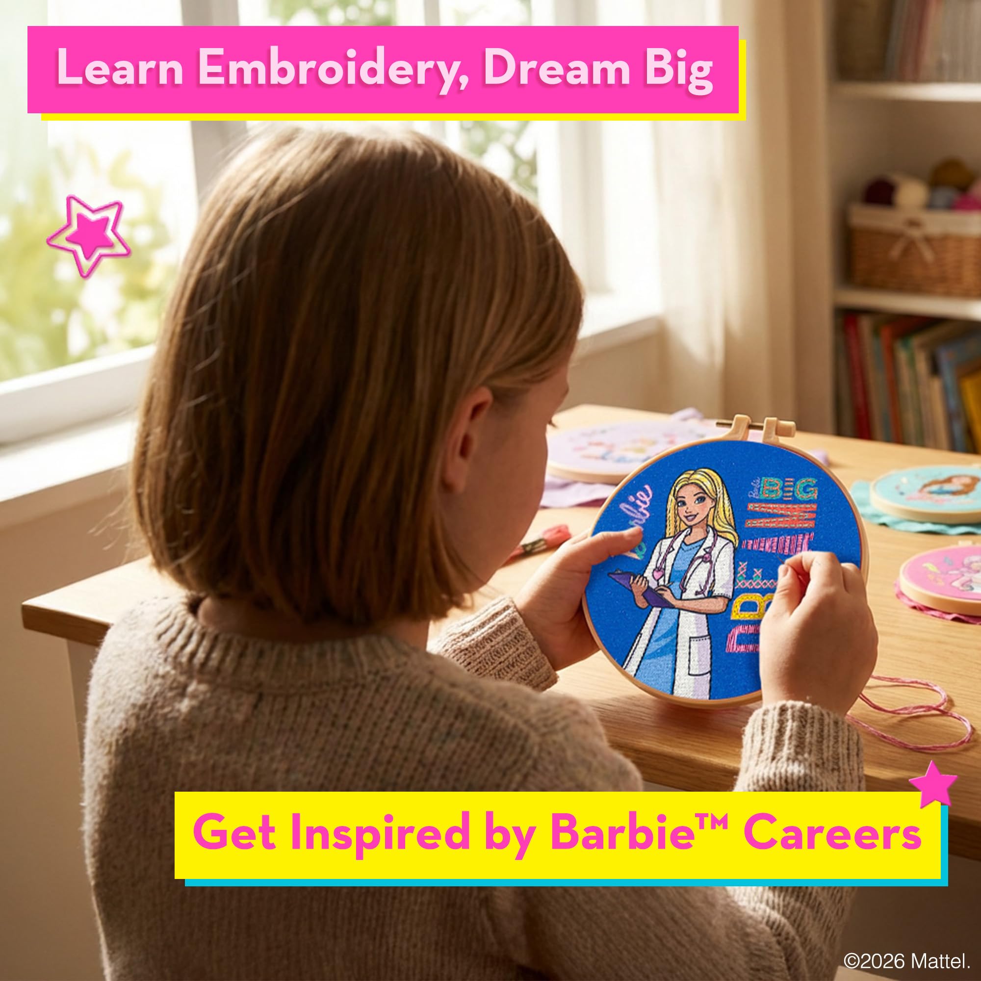 Barbie Kit de broderie pour enfants – Kit de bricolage pour filles de 8 à 12 ans avec 8 motifs, 2 cerceaux, aiguilles, fil – Ensemble complet de couture et d'artisanat, cadeau d'anniversaire