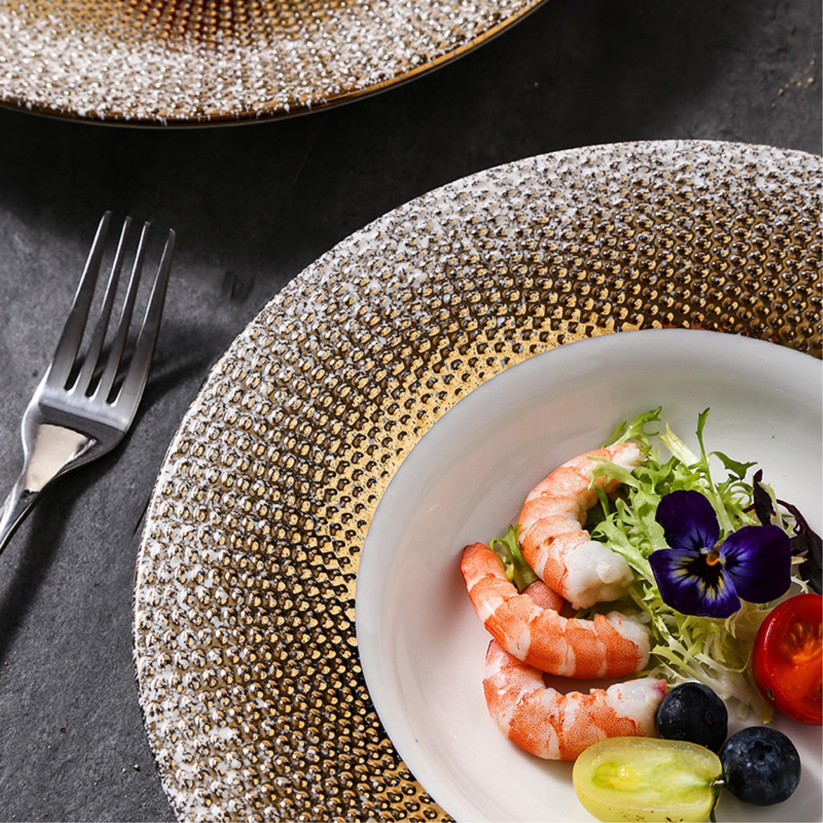 Ceramiczne naczynie w stylu westernowym