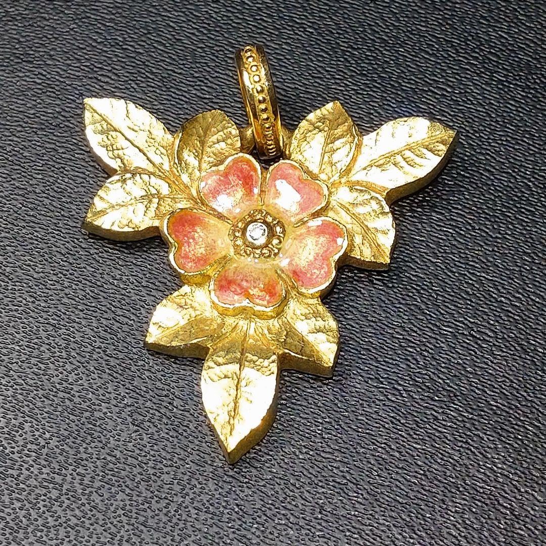 彫刻 ペンダントトップ K20 七宝焼き 三沢もなみ氏 金 GOLD ゴールド 彫刻 ペンダントトップ K20 七宝焼き 三沢もなみ氏 金 GOLD ゴールド