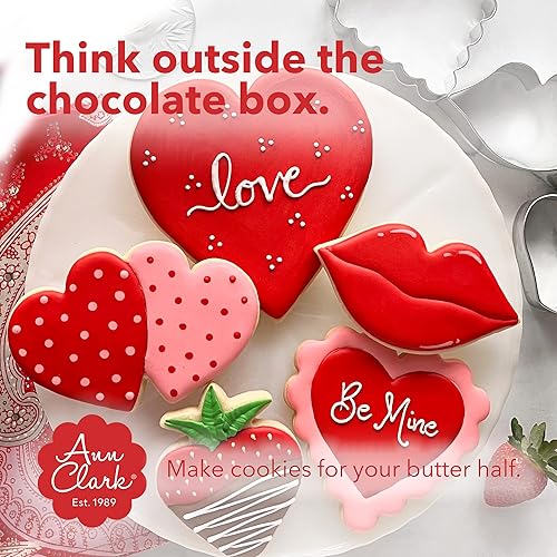 Miniatura 3 de Juego de 5 cortadores de galletas de corazón fabricados en Estados Unidos por Ann Clark, 5", 4.25", 4", 3.5", 3"