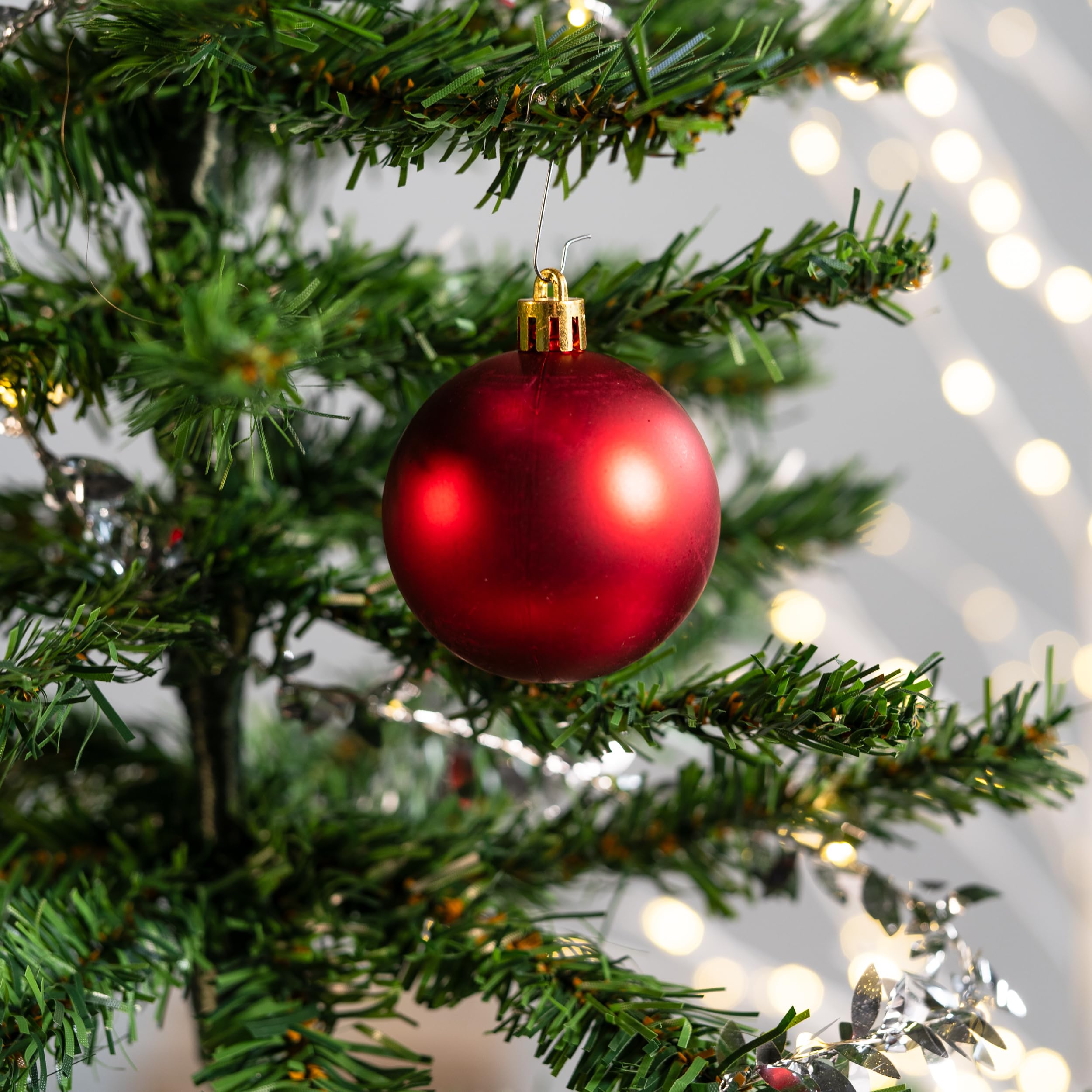 Kunststoff Weihnachtskugel rot 4 Sets - 136 Stück Ø 6cm Deko Kugel Christbaumschmuck Mix Glitzer Matt Gemustert Glänzend