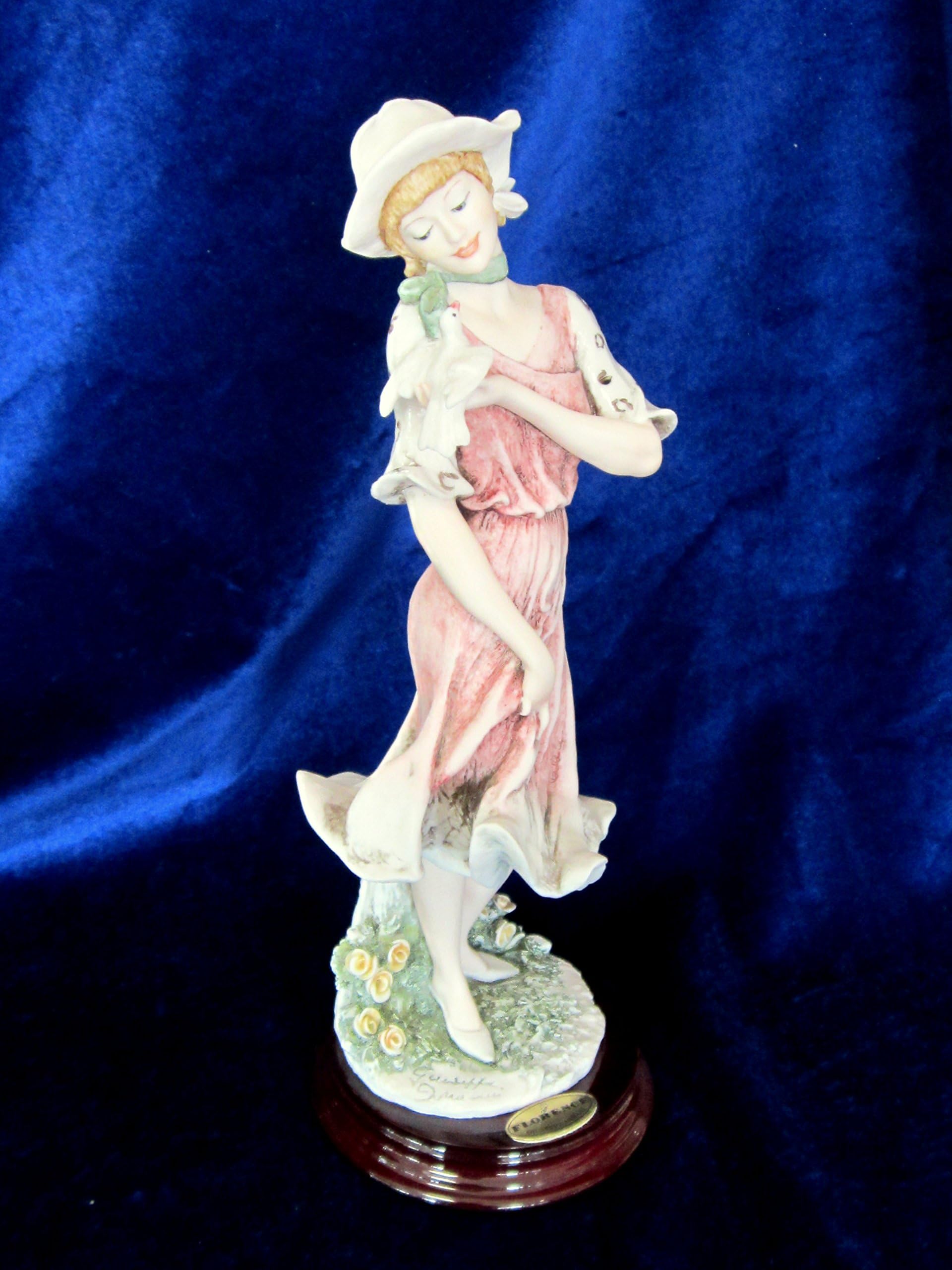Giuseppe Armani#410C Elise Limited Edition Figurine of the Year for 1999