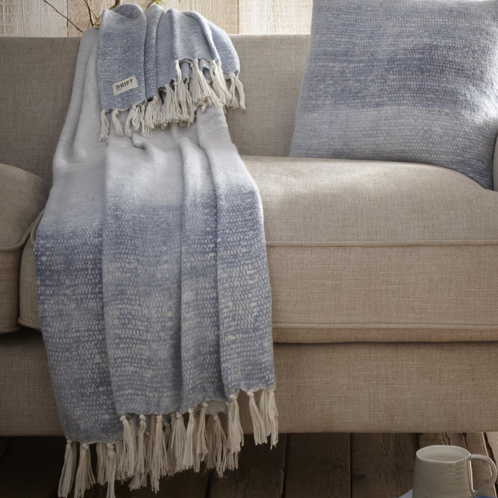 Drift Home - Blue Gradient Throw (180 x 130cm) - Sustainable Recycled Cotton - Tassel Blanket - Dip Dyed Blue Throw Blanket Large - Eco-Friendly - Sofa Throw