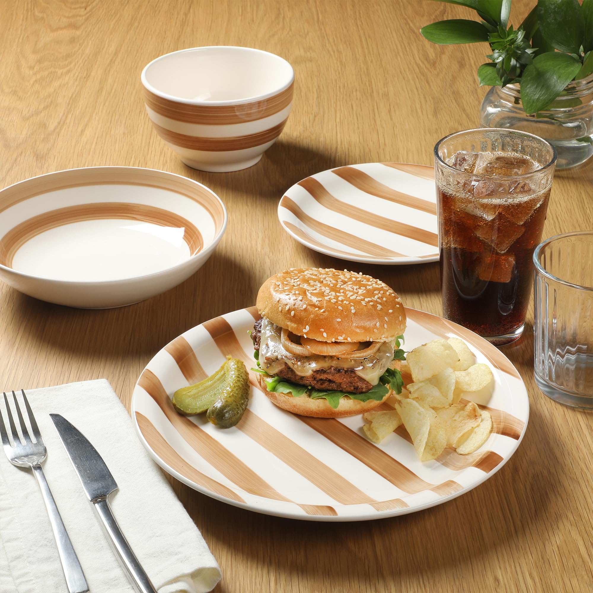 Amazon.com: Gibson Home Kenwood Shores 16 Piece Dinnerware Set