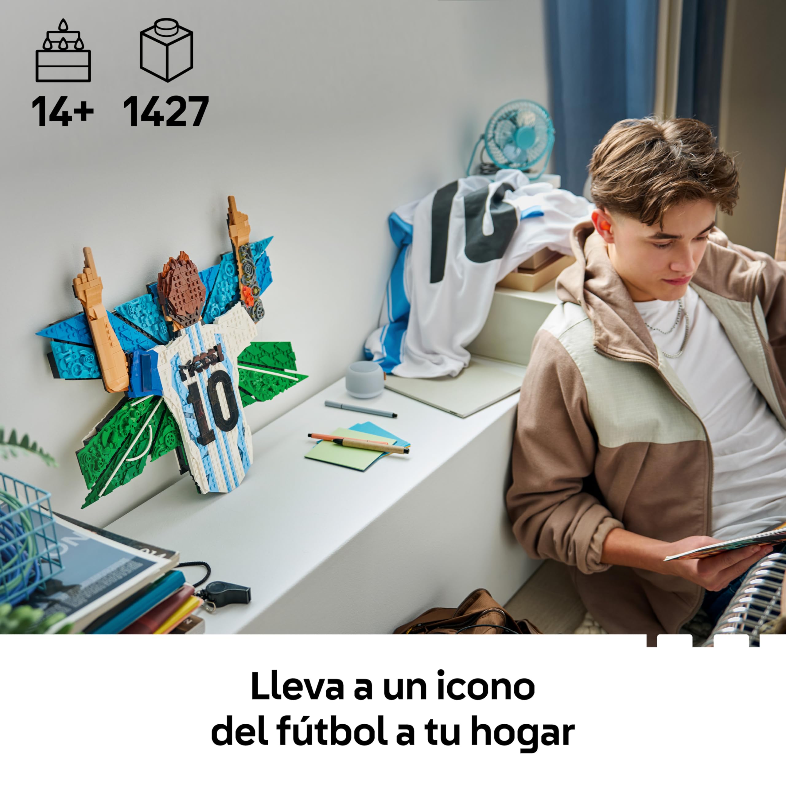 LEGO Editions Lionel Messi: Celebración - Maqueta 3D de Decoración para la Pared del Dormitorio - Regalo de Fútbol para Chicos y Chicas de 14+ Años y Adultos Fans del Deporte - 43018