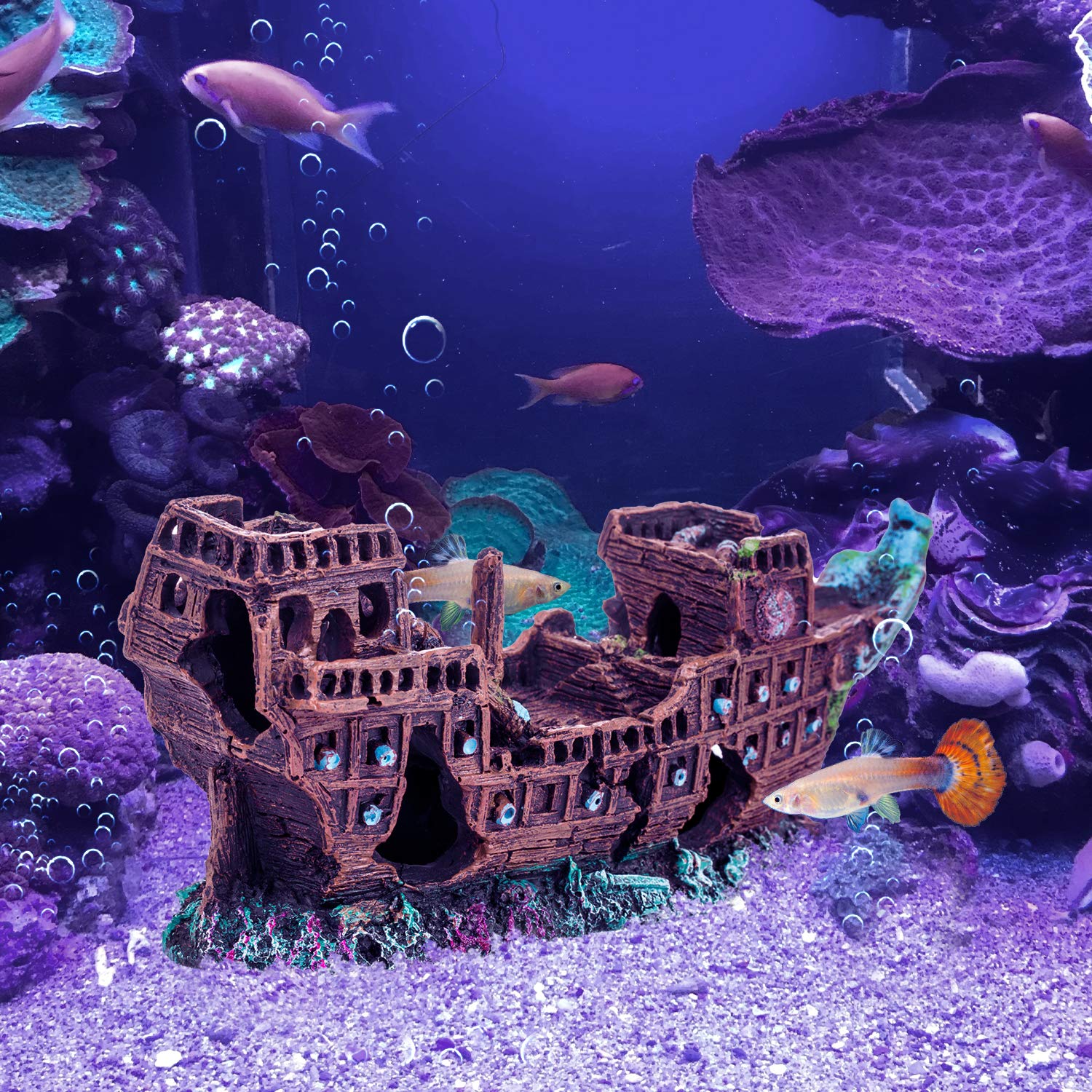 Aquarium Decorations, Aquarium Pirate Ship Decorations Fish Tank Ornaments Resin Material Shipwreck Decorations, Eco-Friendly for Freshwater Saltwater Aquarium Fish Tank Decor Sunken Ship