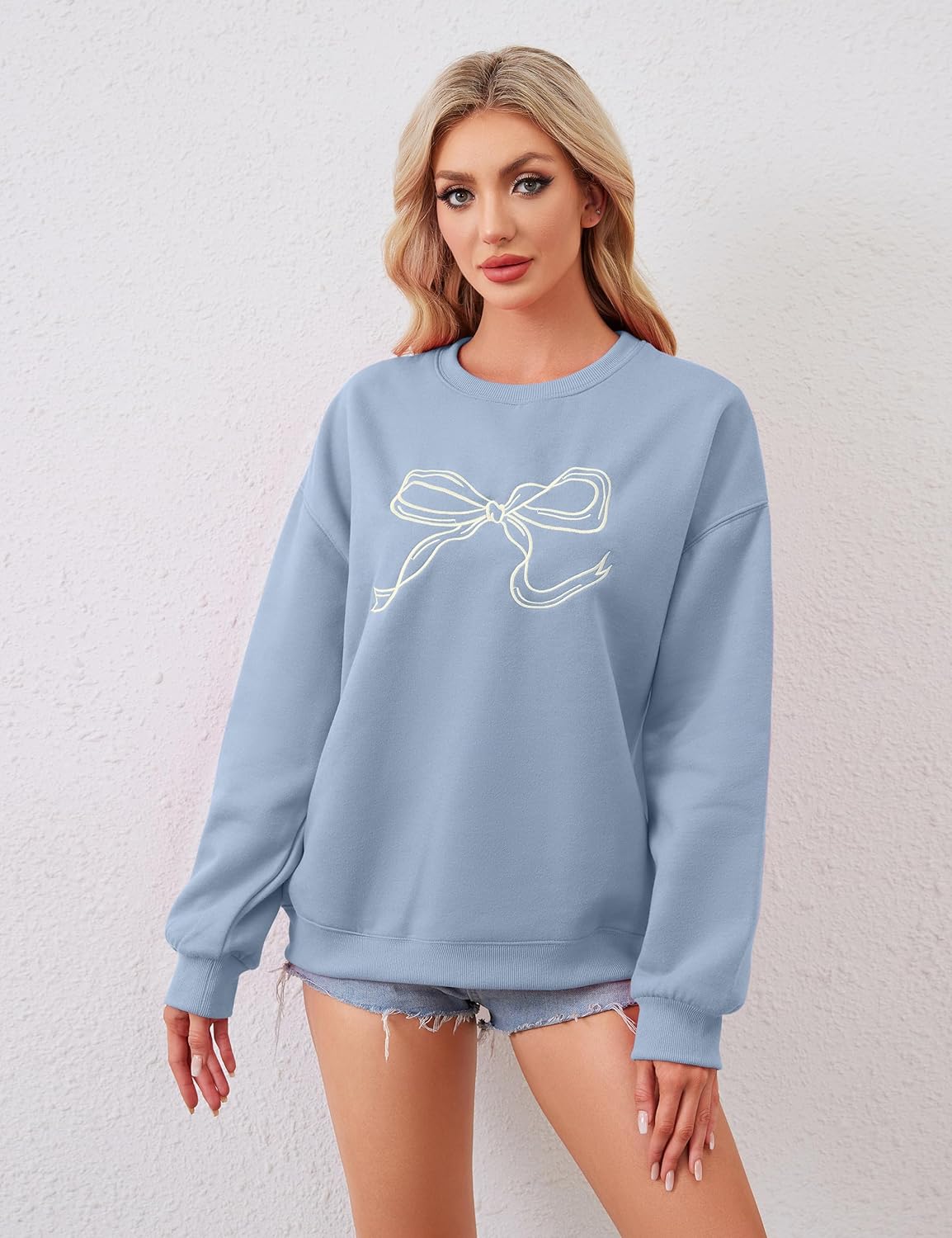 MISSACTIVER Women Bow Graphic Sweatshirts Oversized Pullover Sweatshirts Crewneck Pullover Tops 2025 Fall Fashion Clothes