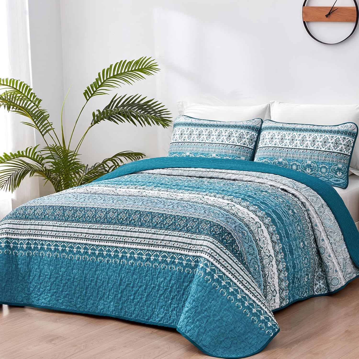 WONGS BEDDING Boho Queen Quilt Set, Teal and Blue Bohemian Quilt Bedding Set, Lightweight Bed Decor Bedspread for All Season Reversible Microfiber Coverlet Bedding Set 96"x90"(3 Pieces) - Image 2