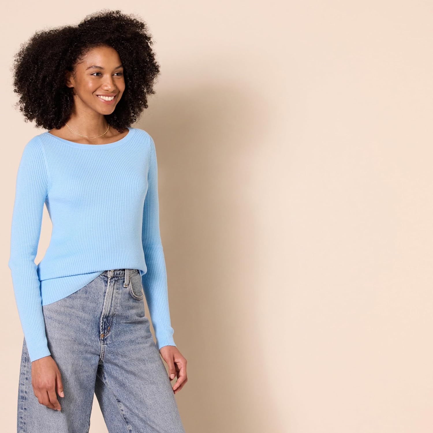 Amazon Essentials Women's Lightweight Ribbed Long-Sleeve Boat Neck Slim-Fit Sweater - Image 3