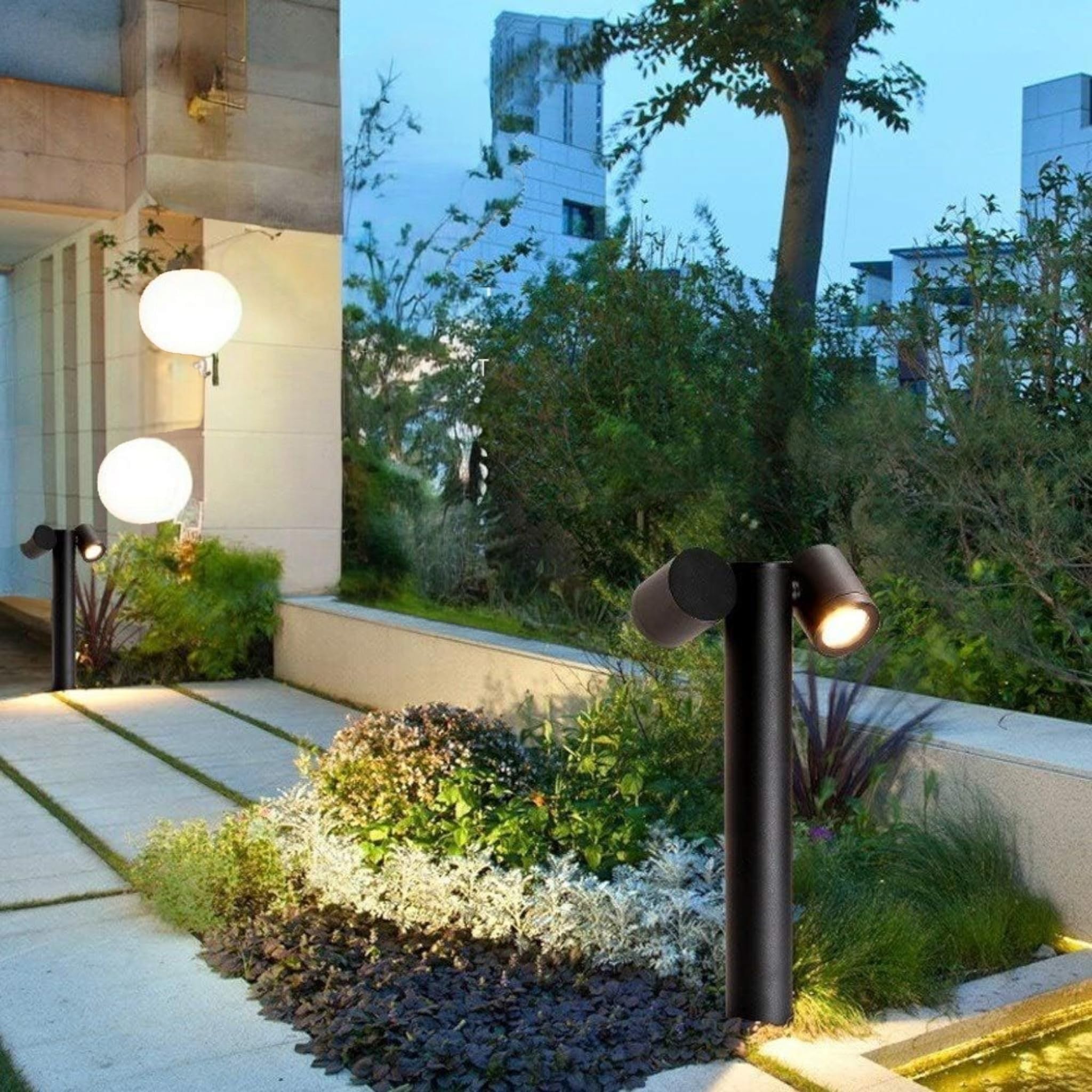 Lampioncino Lampione Paletto LED da giardino IP44 con doppio faretto orientabile, attacco GU10, 440mm, design moderno per vialetti e aiuole (Grigio scuro)